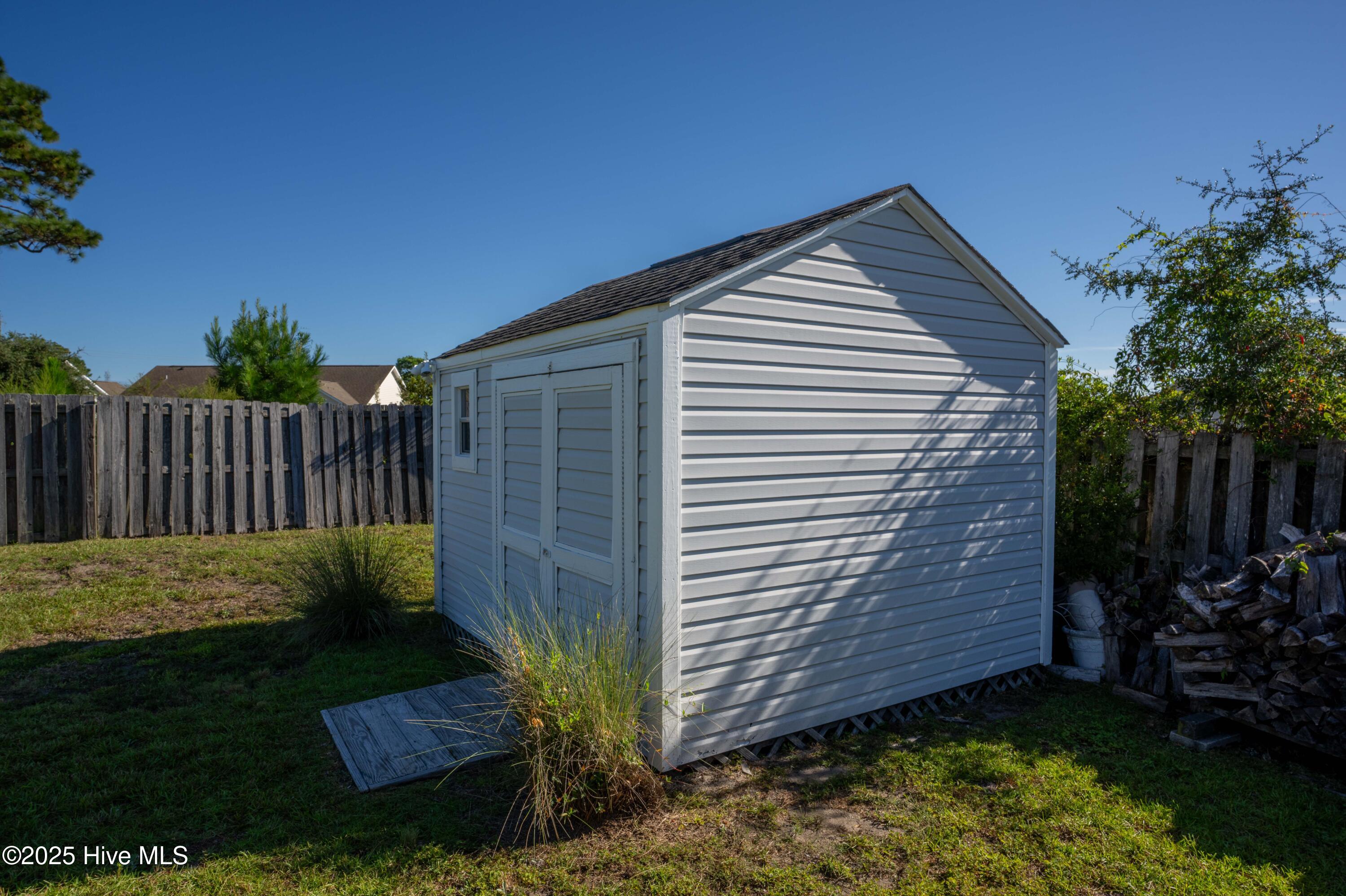 333 Rose Bud Lane