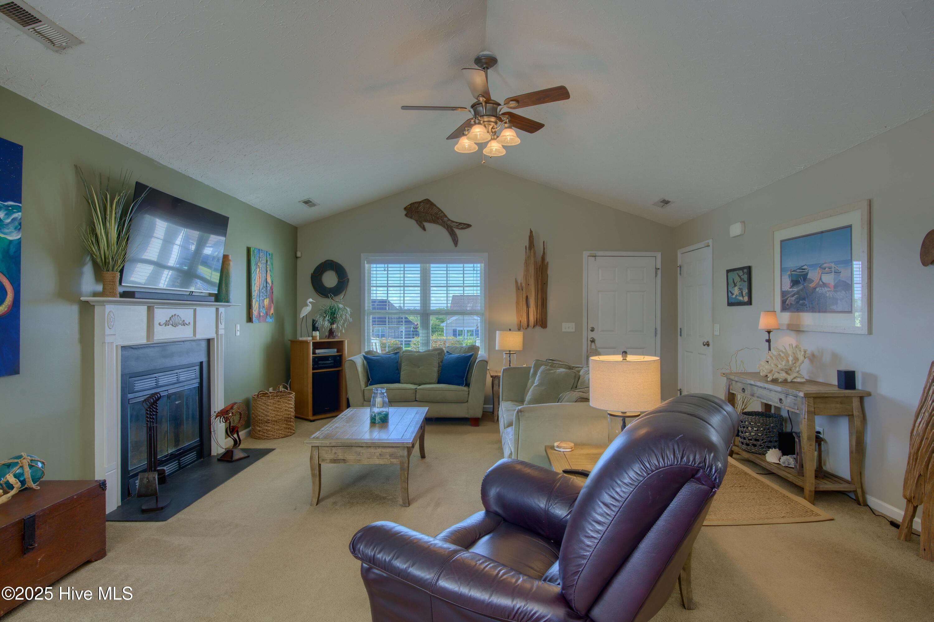 333 Rose Bud Lane
