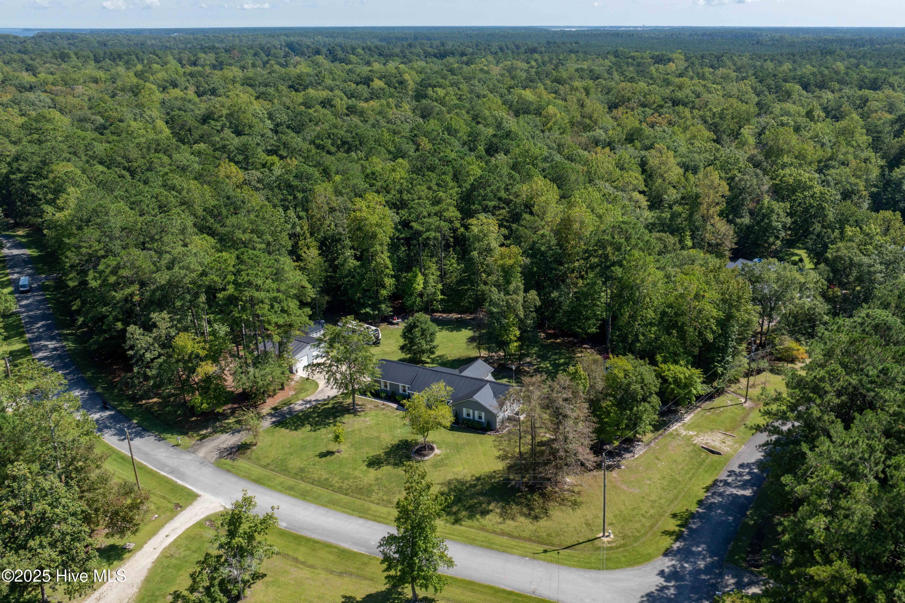 102 Ridgewood Trail