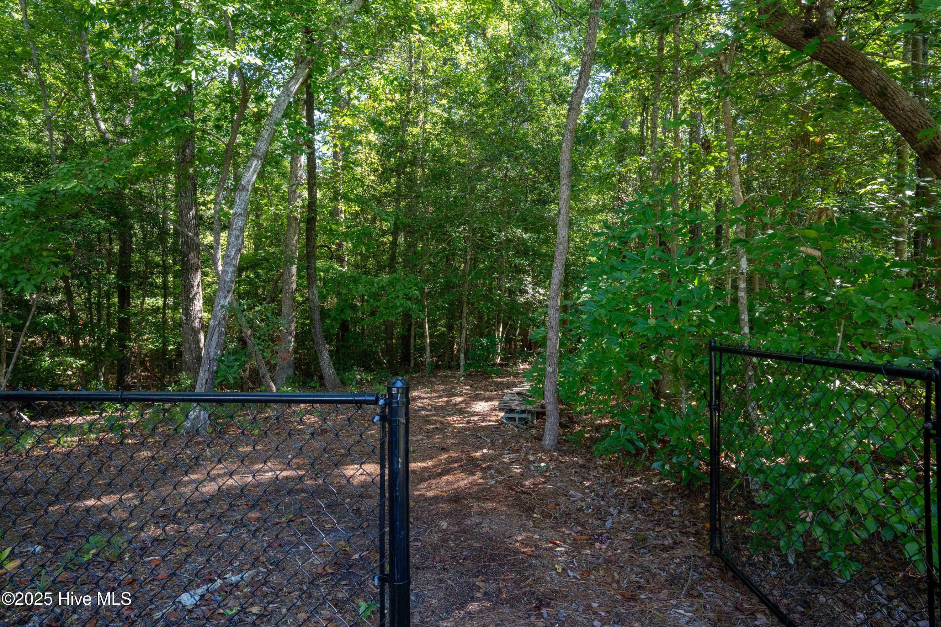 102 Ridgewood Trail