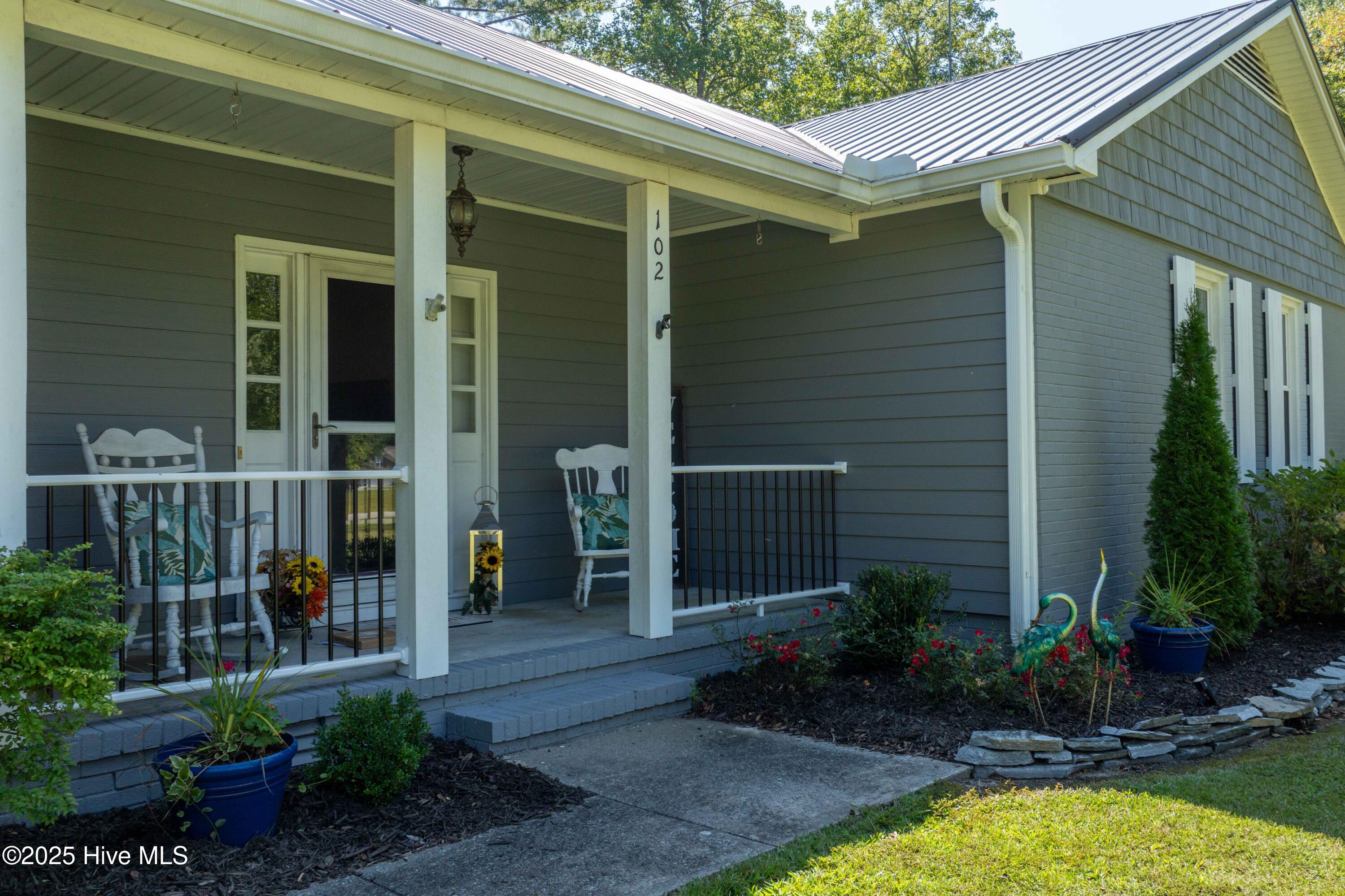 102 Ridgewood Trail