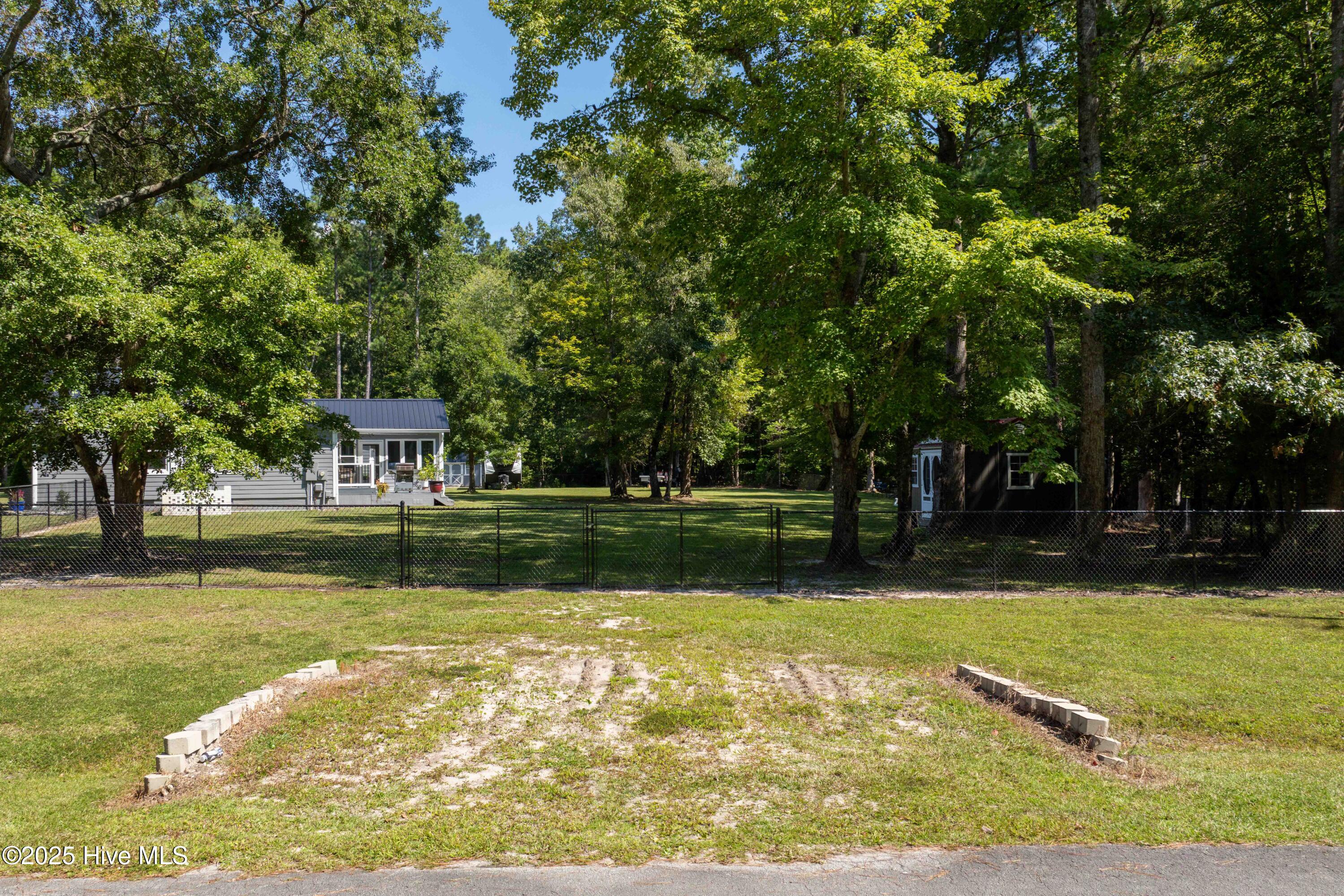 102 Ridgewood Trail