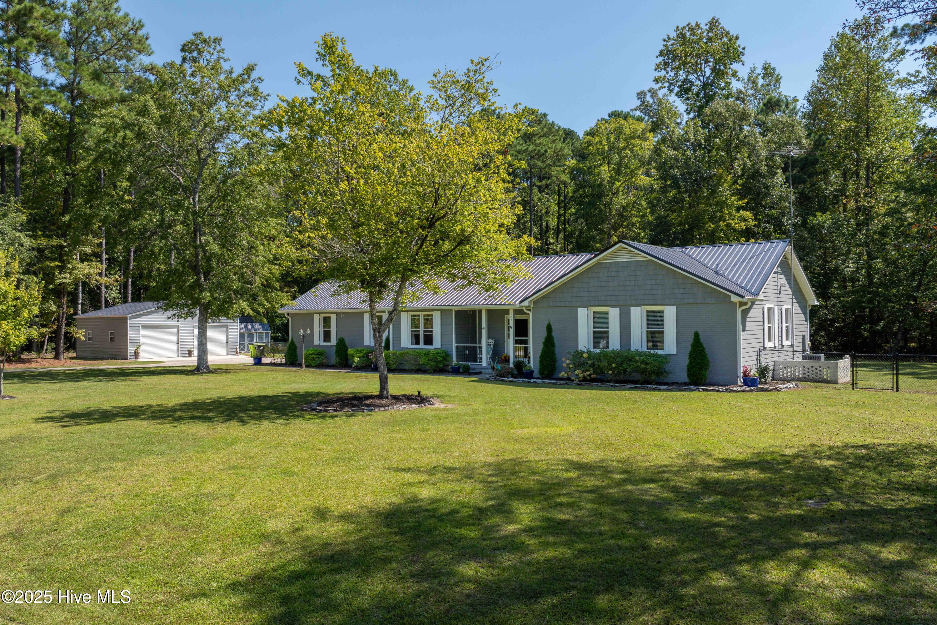 102 Ridgewood Trail