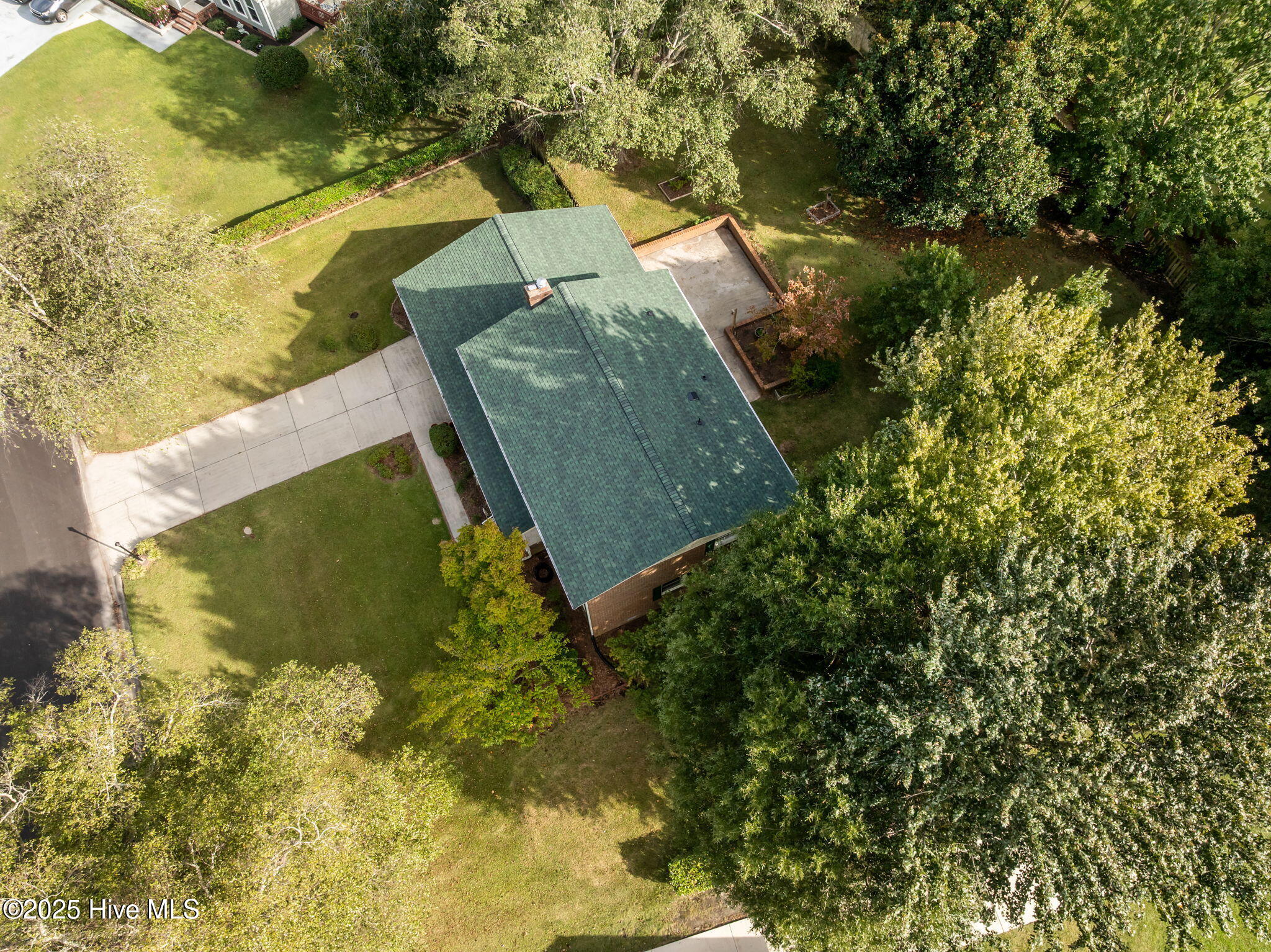 521 University Drive