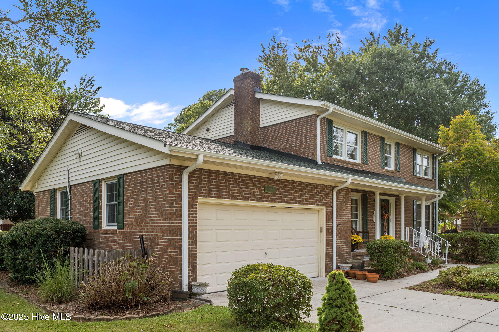 521 University Drive