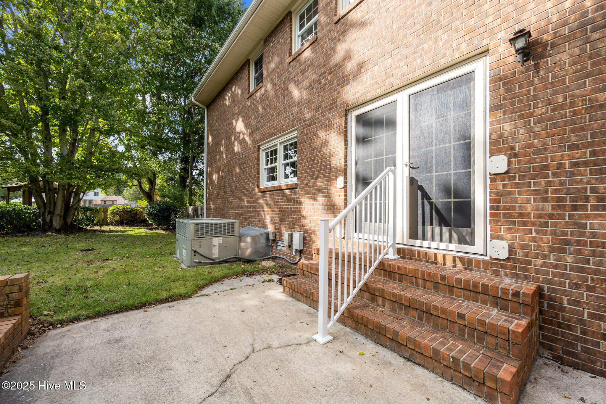 521 University Drive