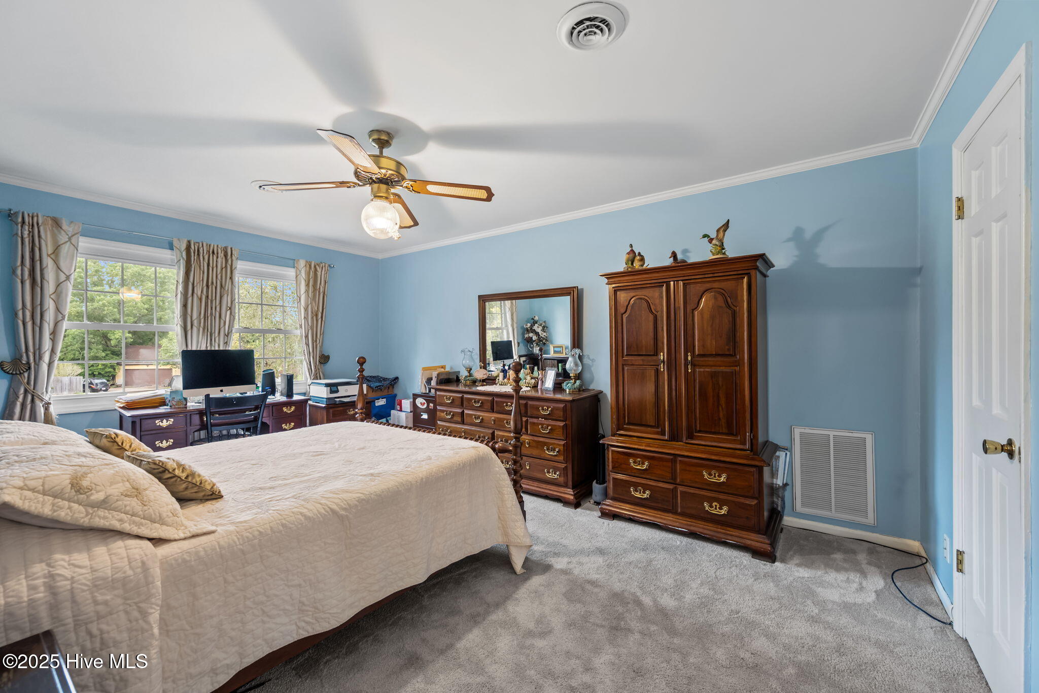 521 University Drive