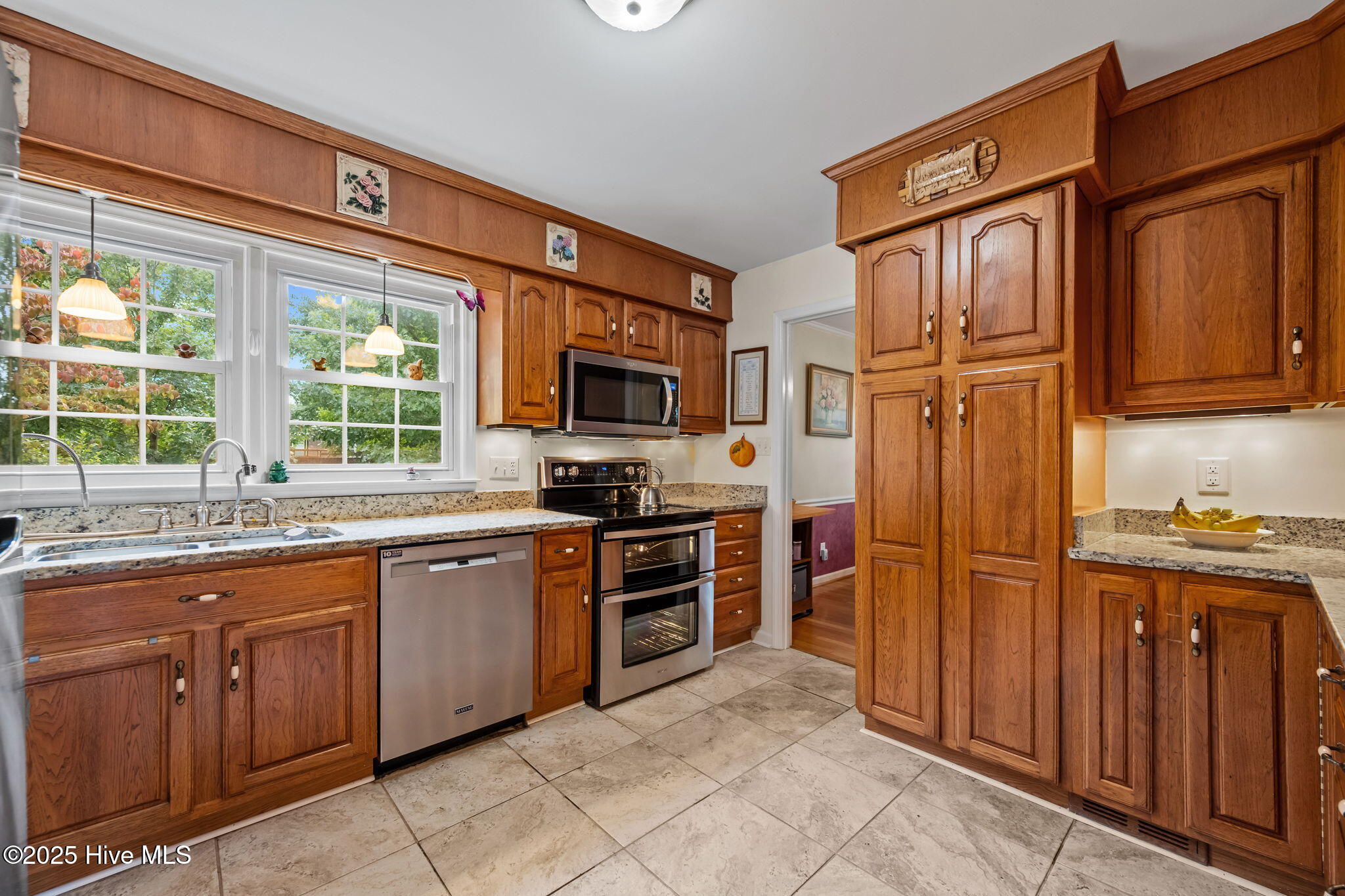 521 University Drive