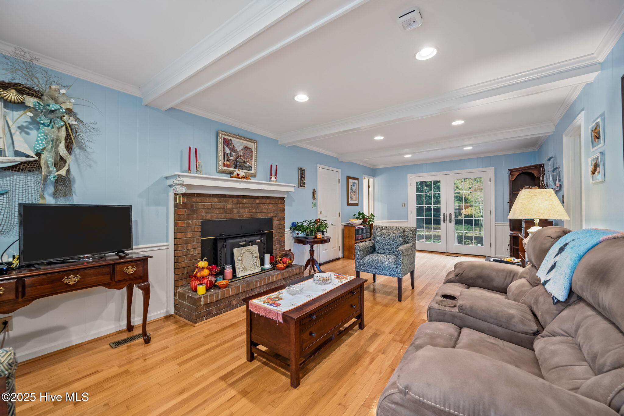 521 University Drive