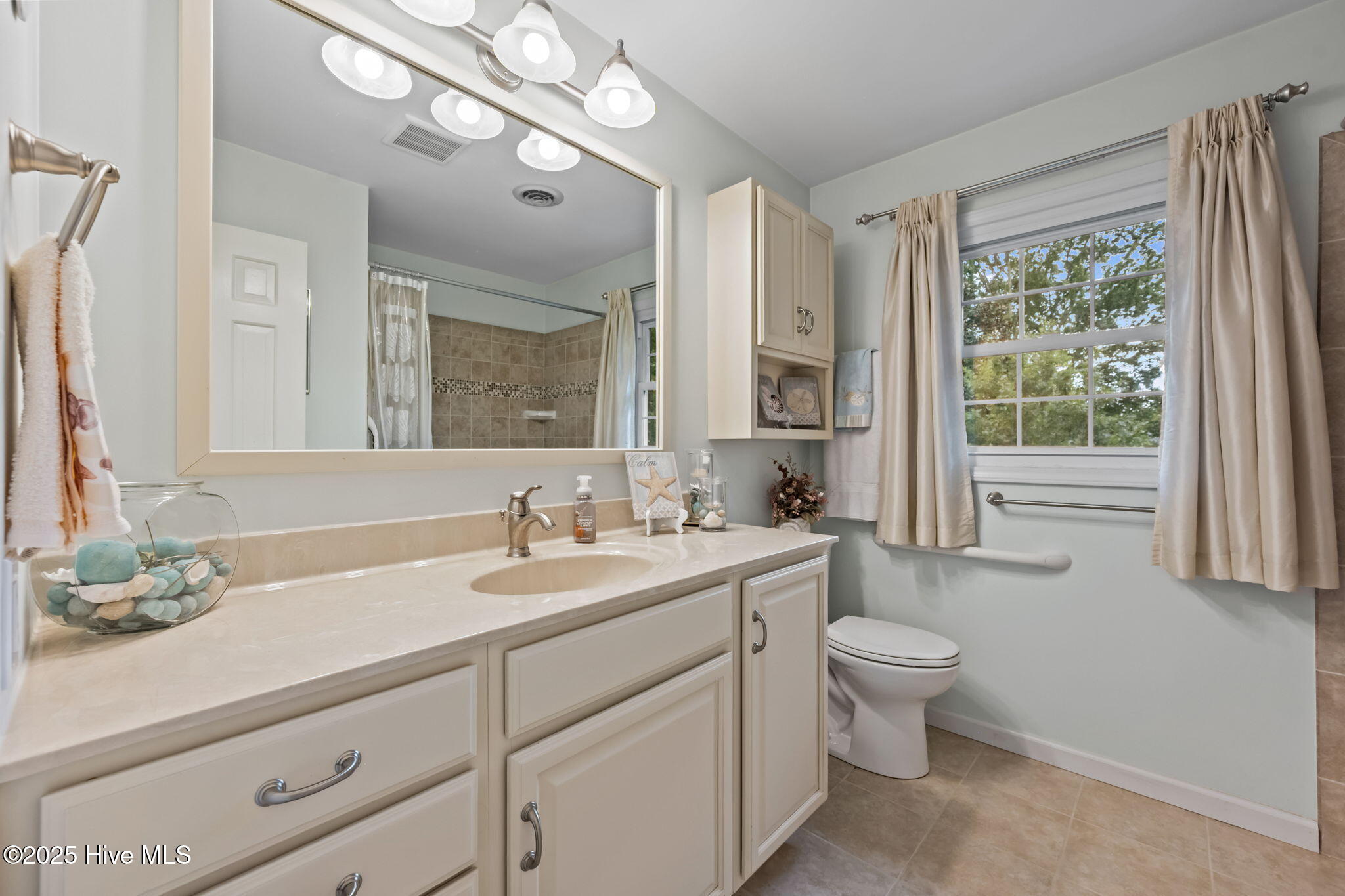 521 University Drive