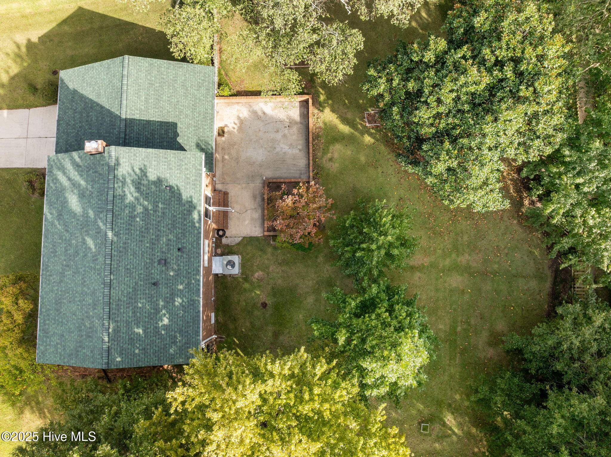 521 University Drive