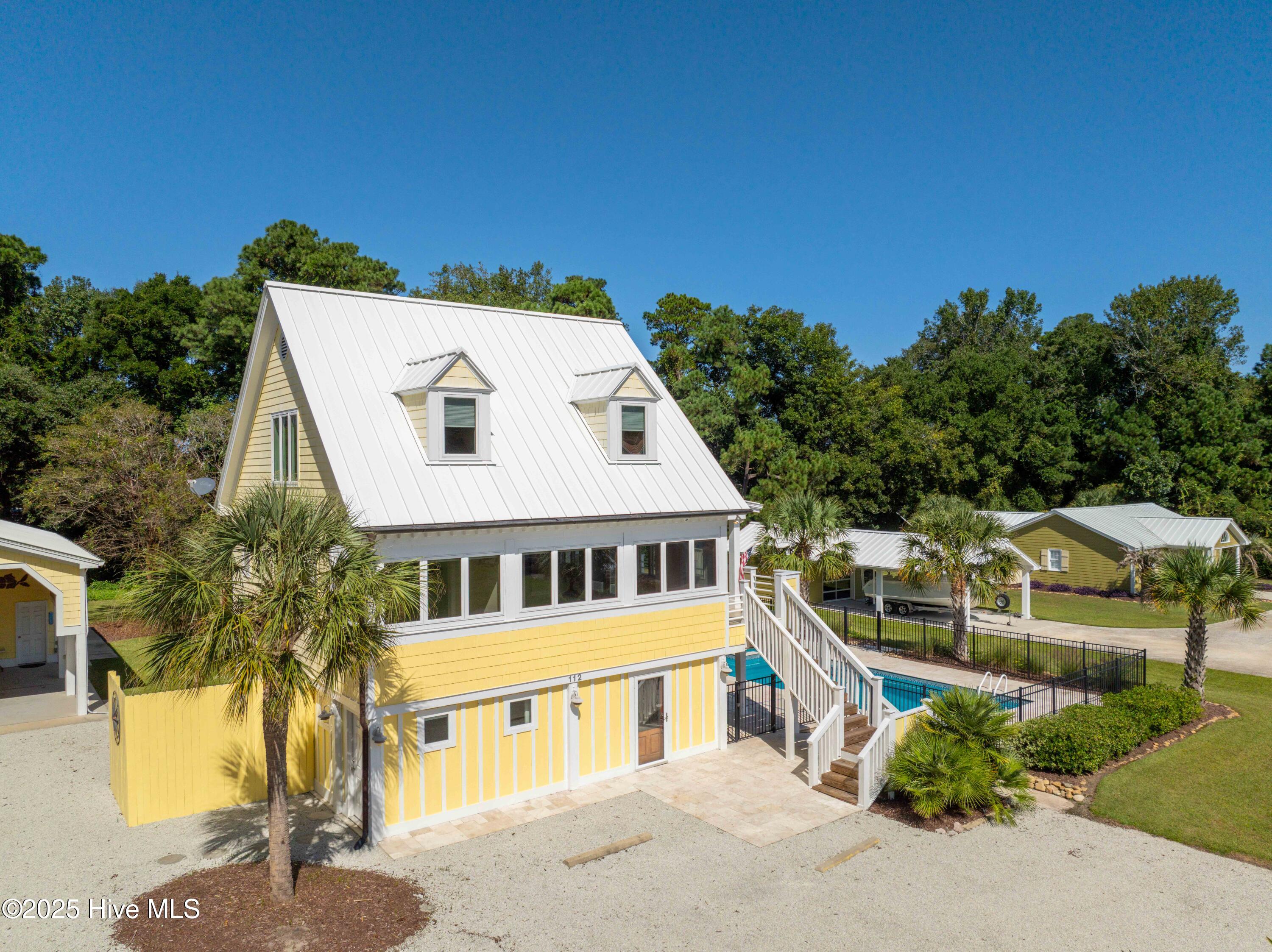 112 Midland Lane