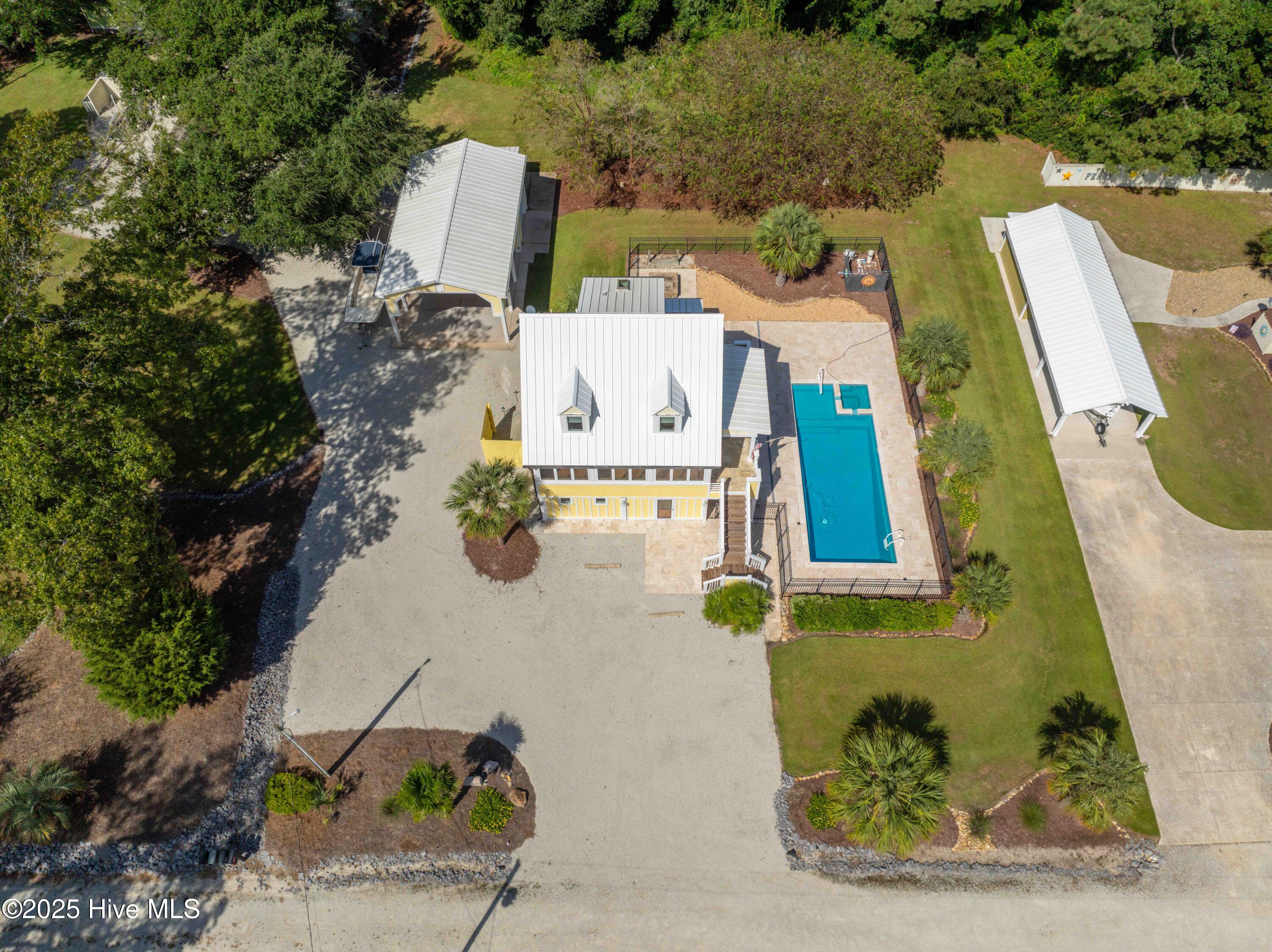 112 Midland Lane