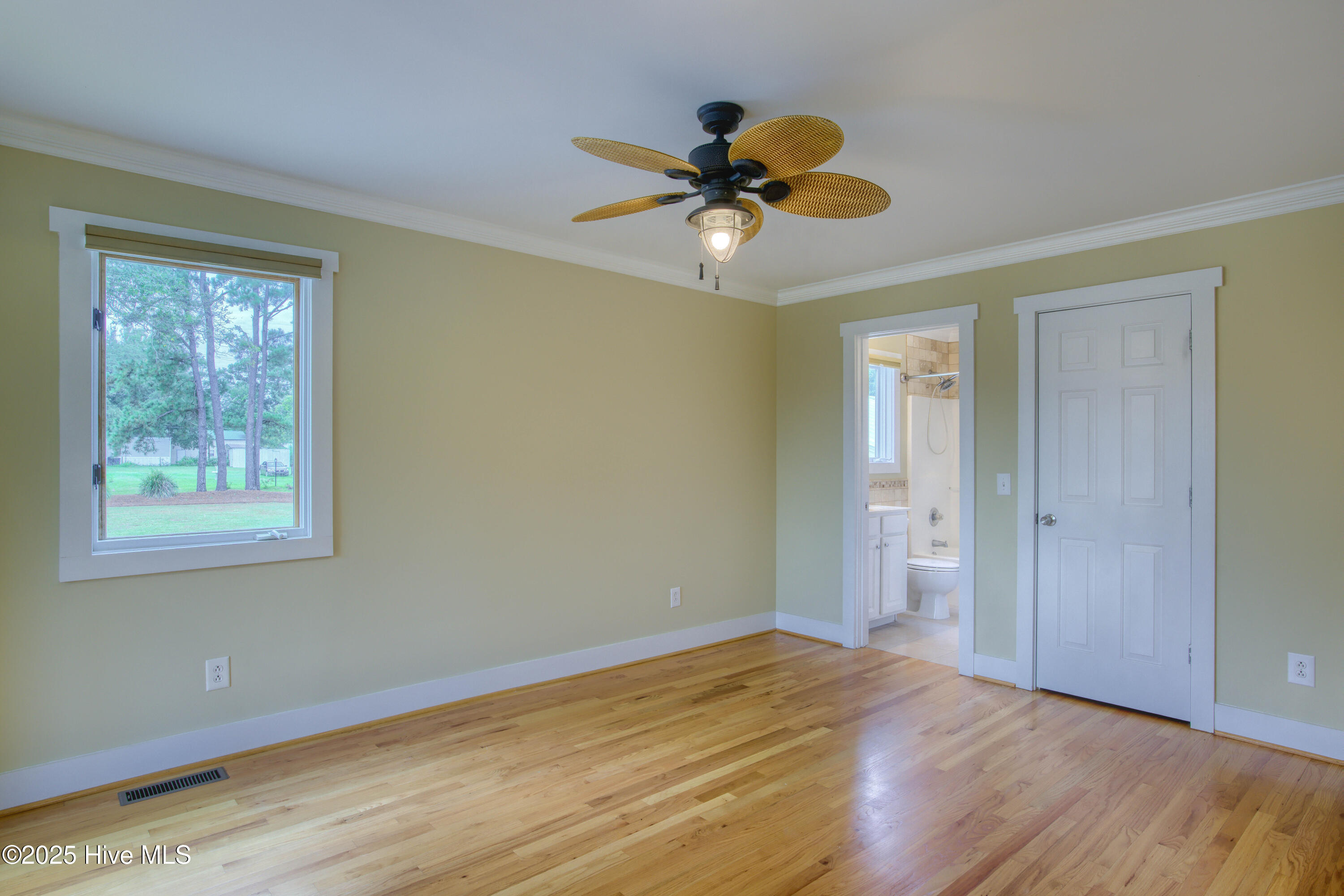 112 Midland Lane