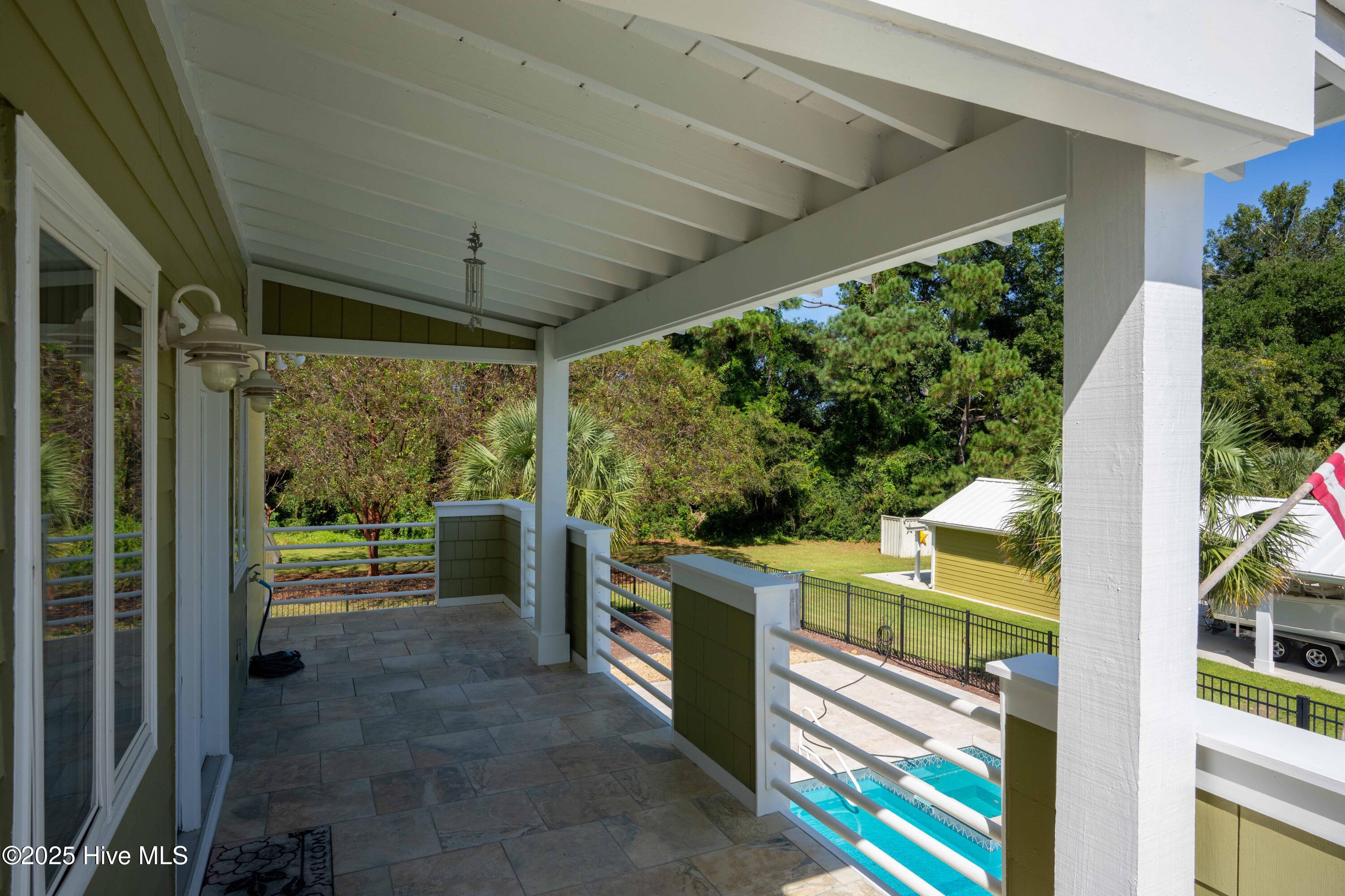 112 Midland Lane