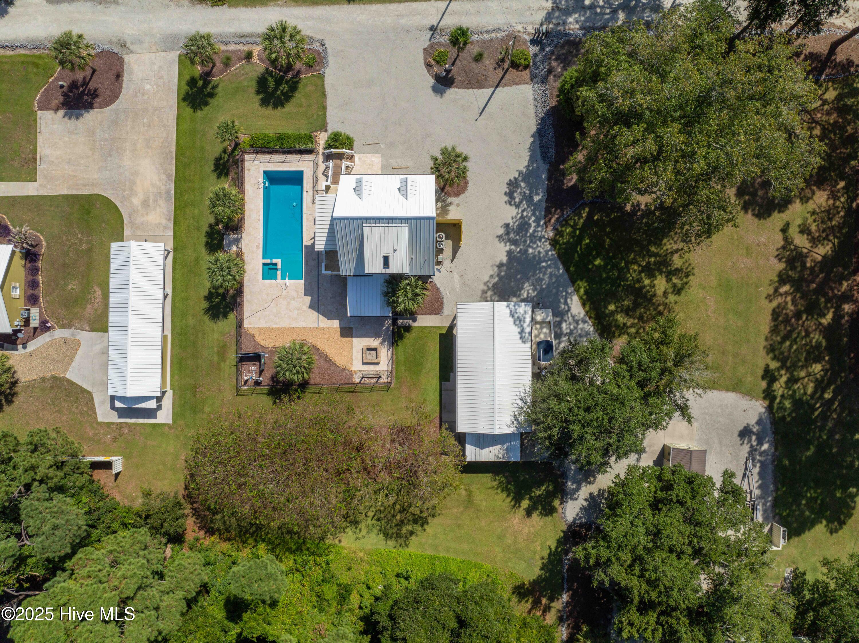 112 Midland Lane