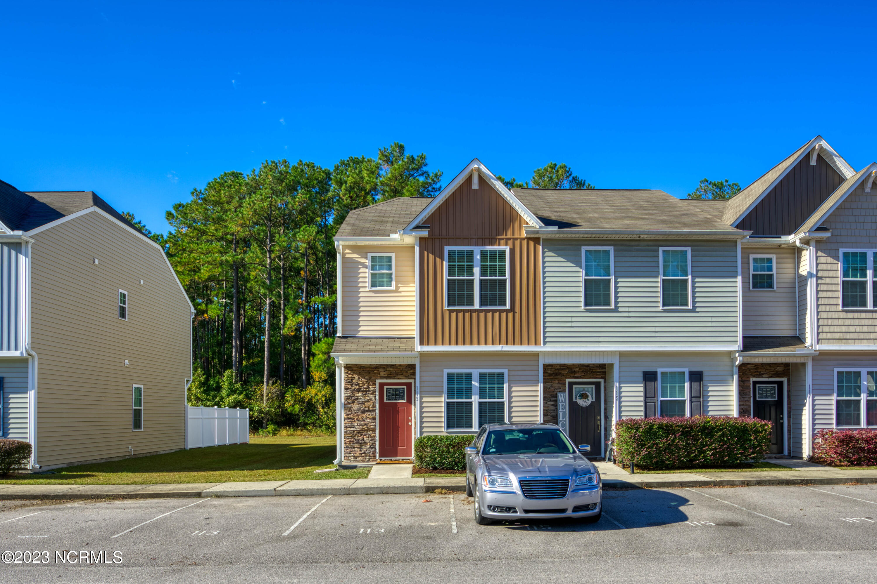 113 Beacon Woods Drive