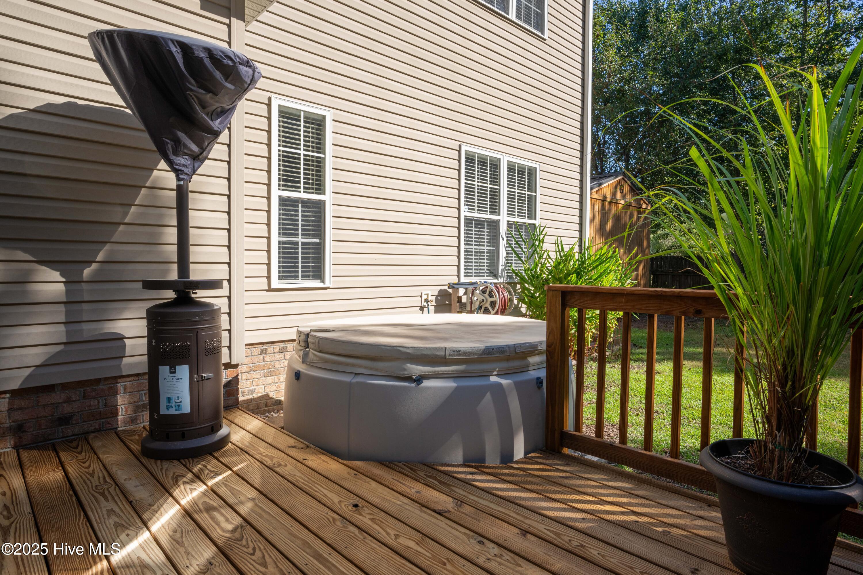 104 Highwood Court