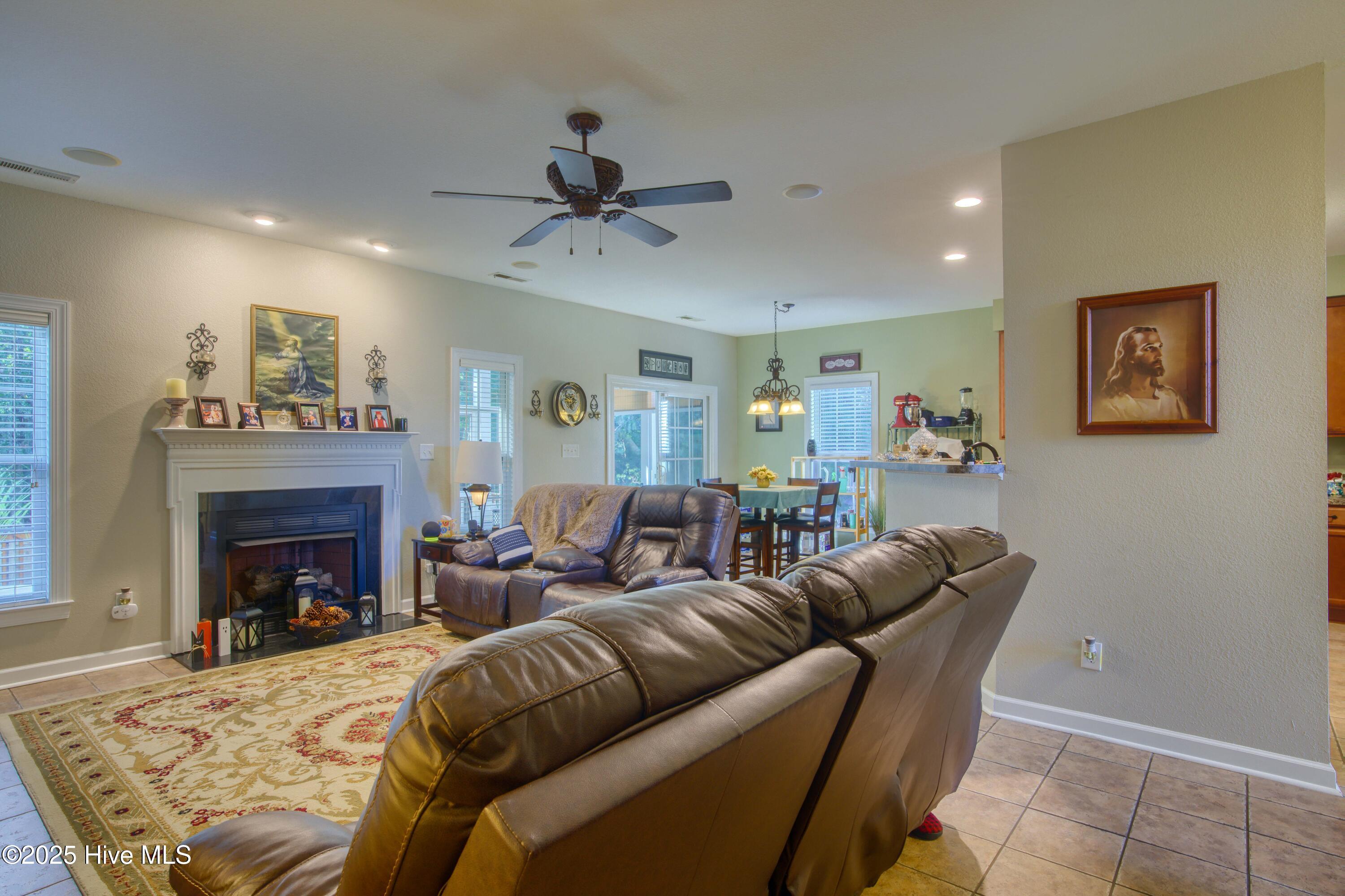104 Highwood Court