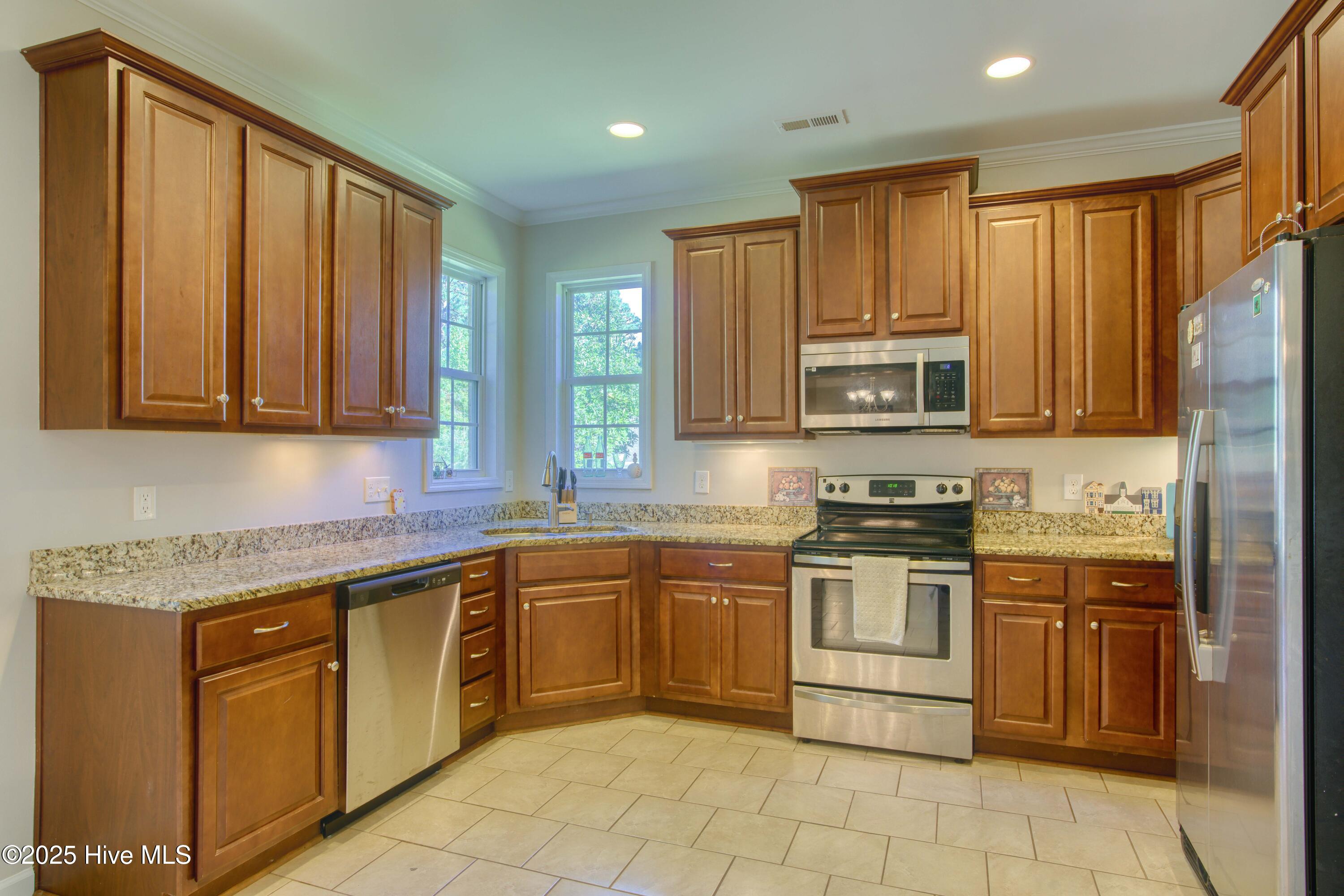 102 Whimbrel Way, Hampstead