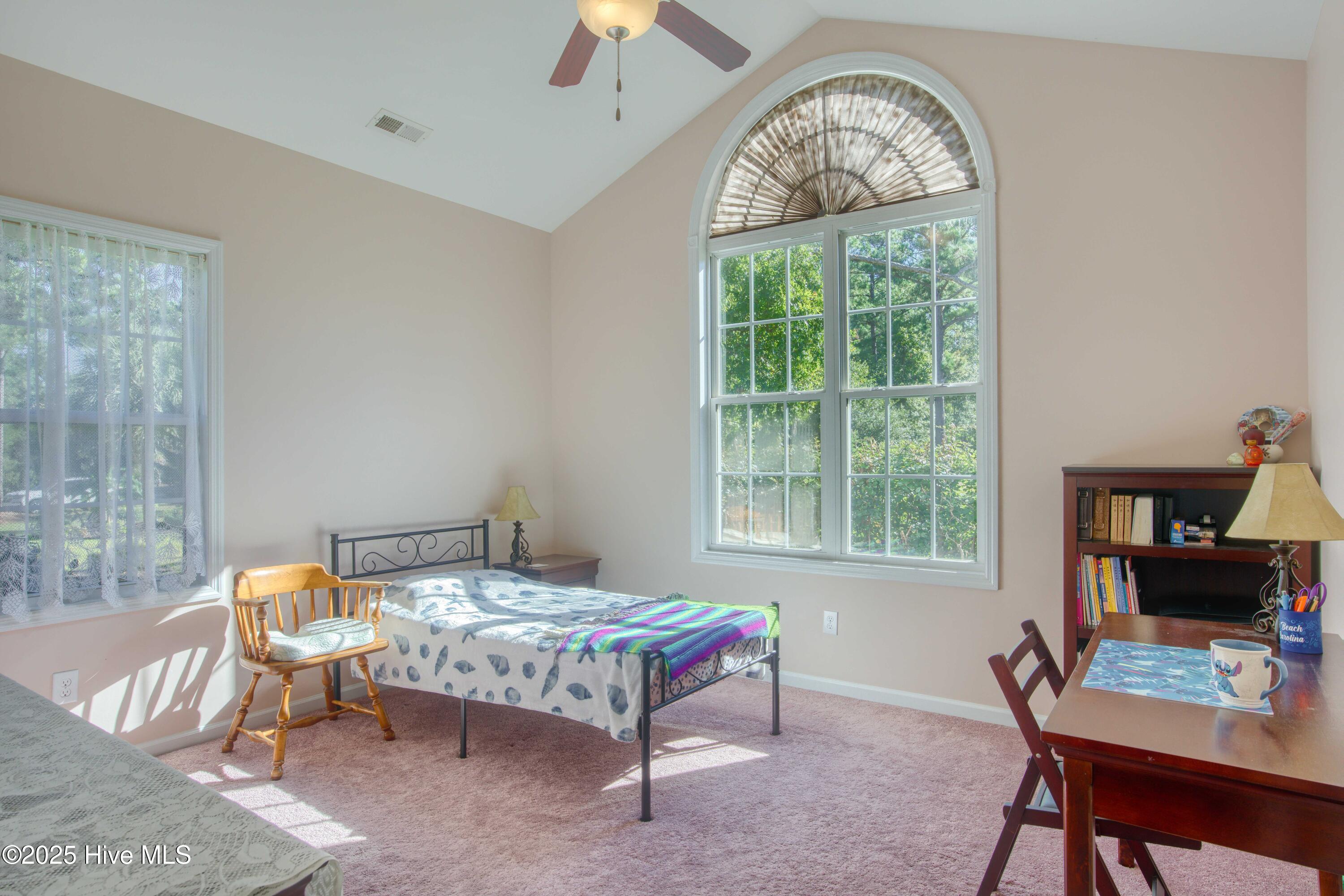 102 Whimbrel Way, Hampstead