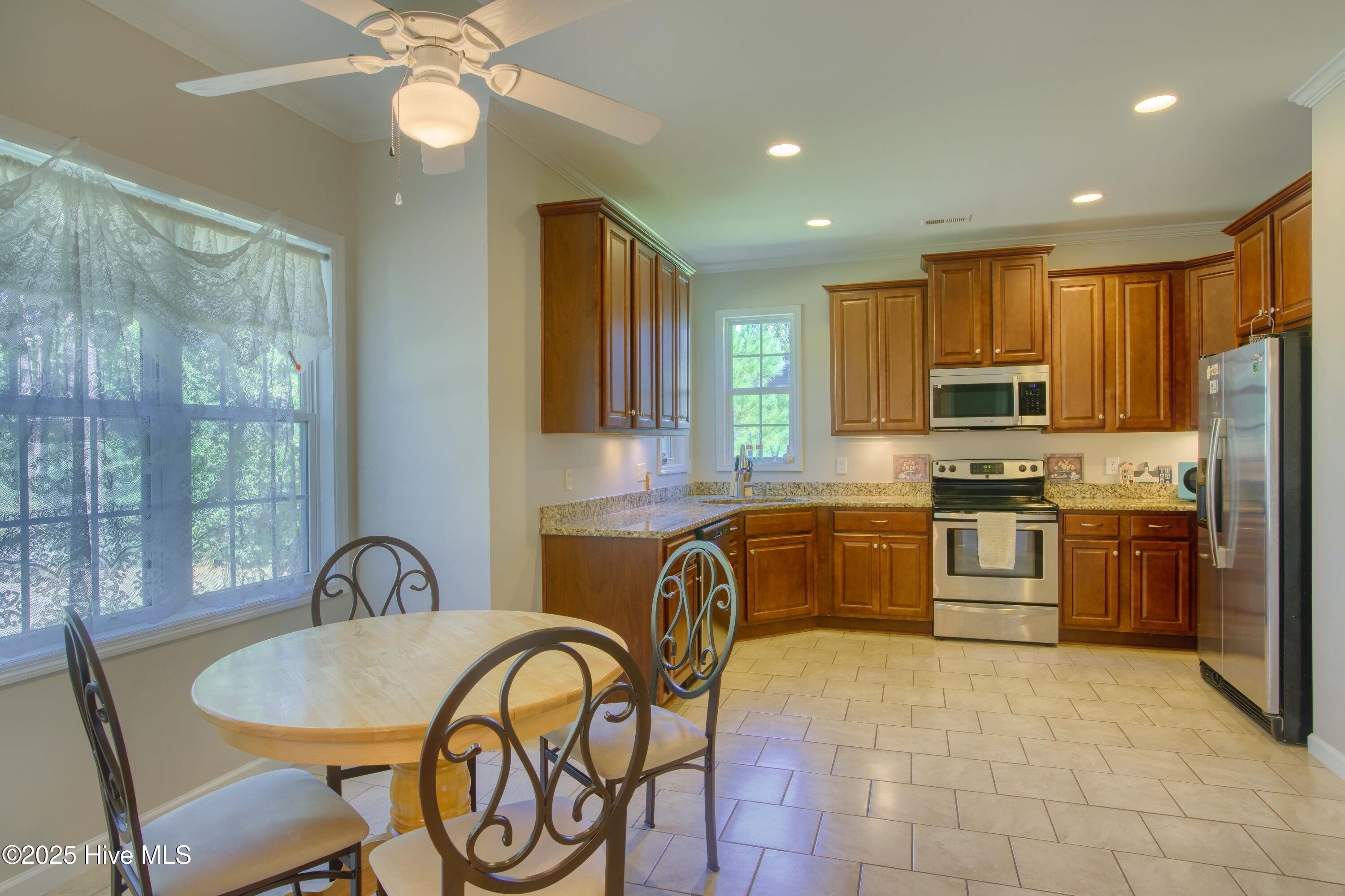 102 Whimbrel Way, Hampstead