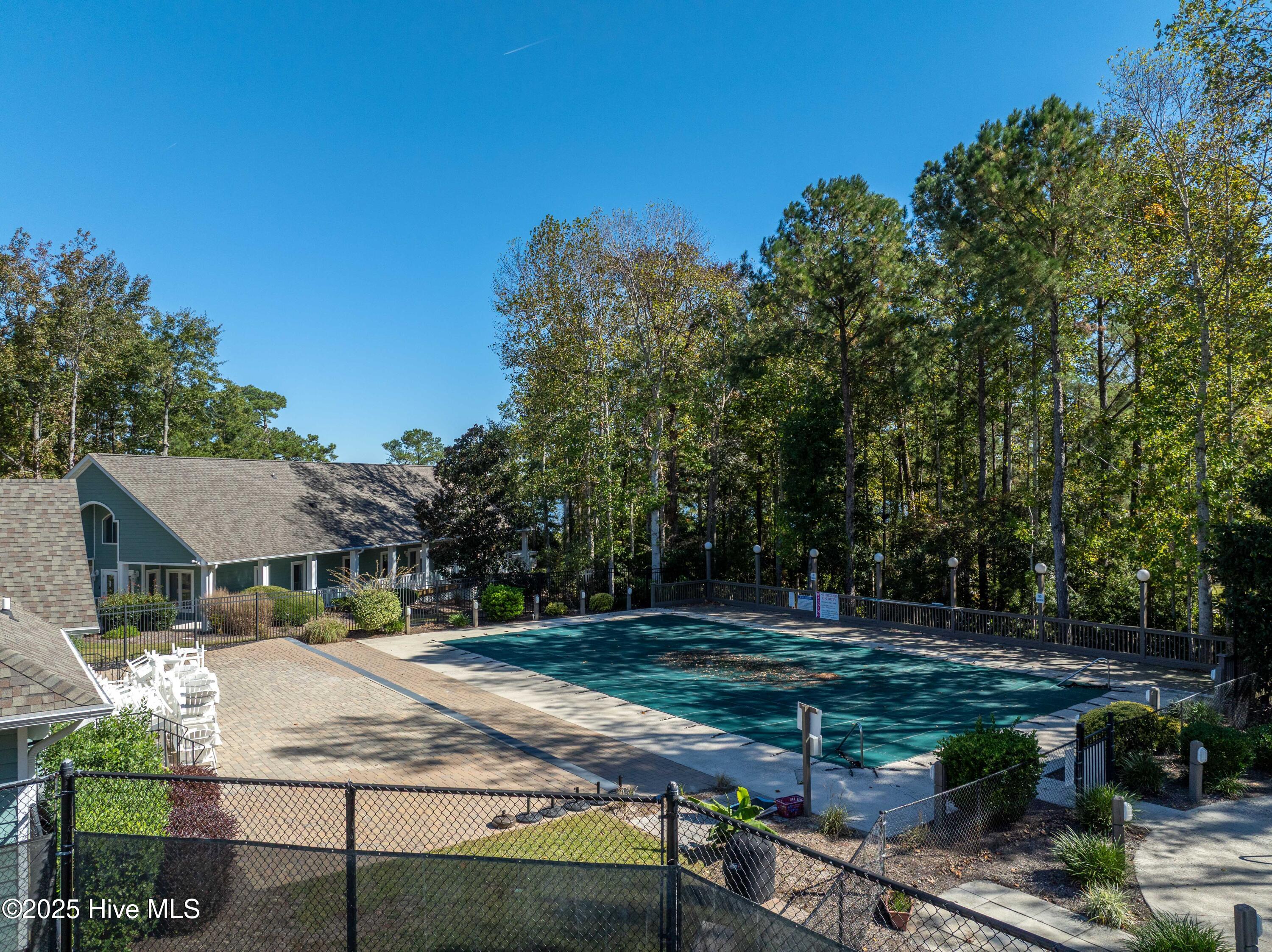 102 Whimbrel Way, Hampstead