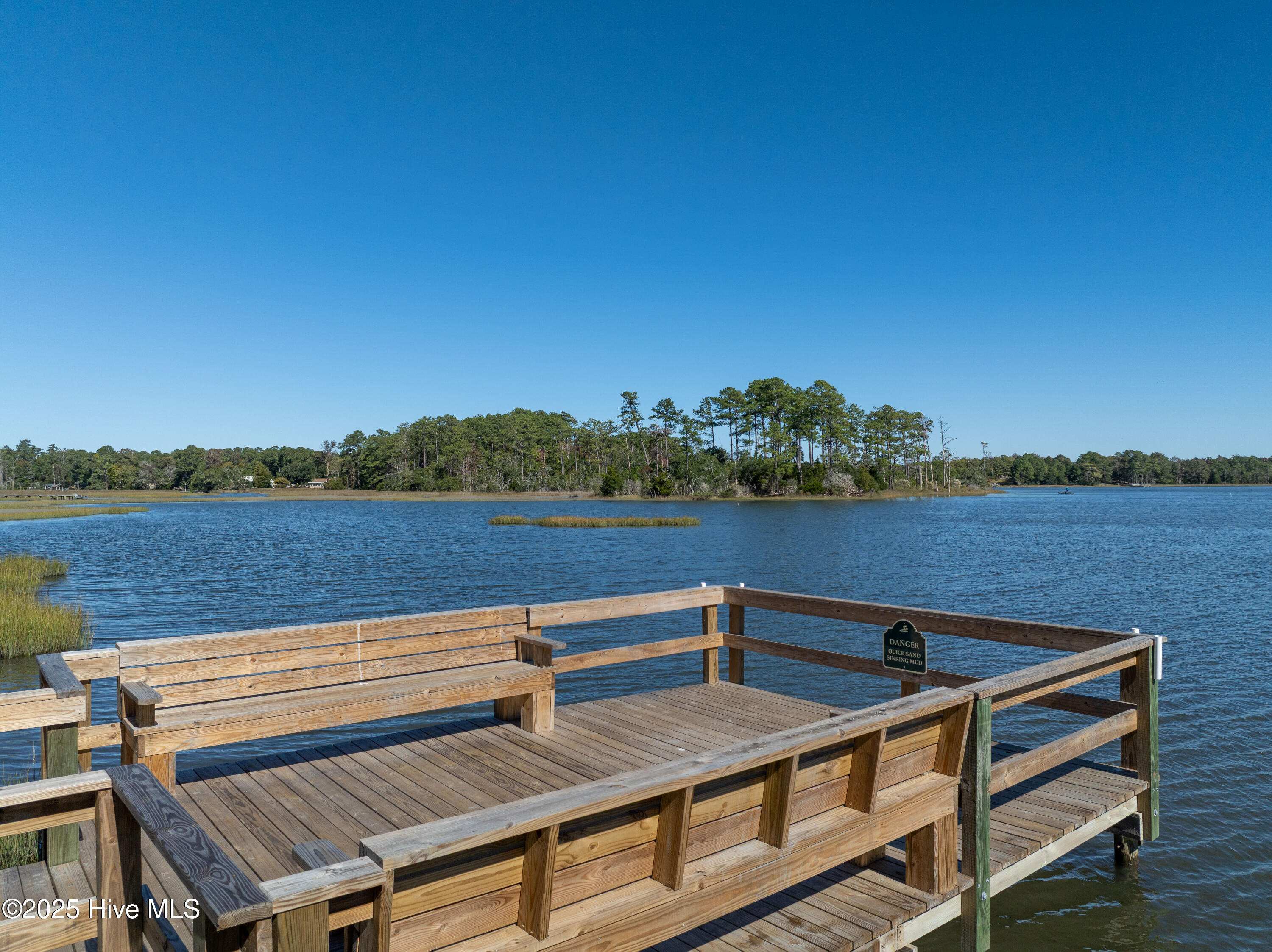 102 Whimbrel Way, Hampstead