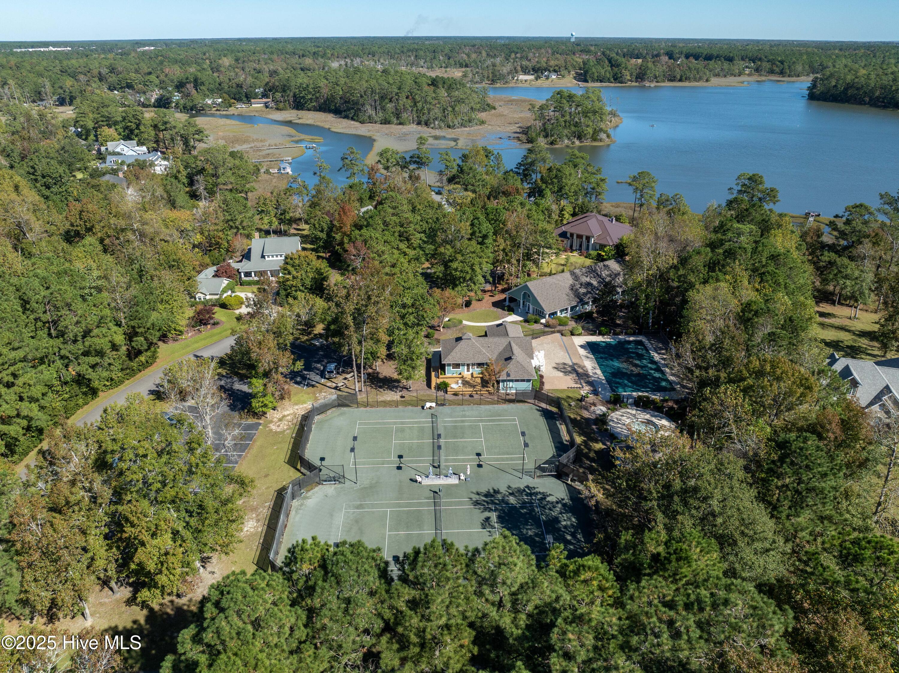 102 Whimbrel Way, Hampstead