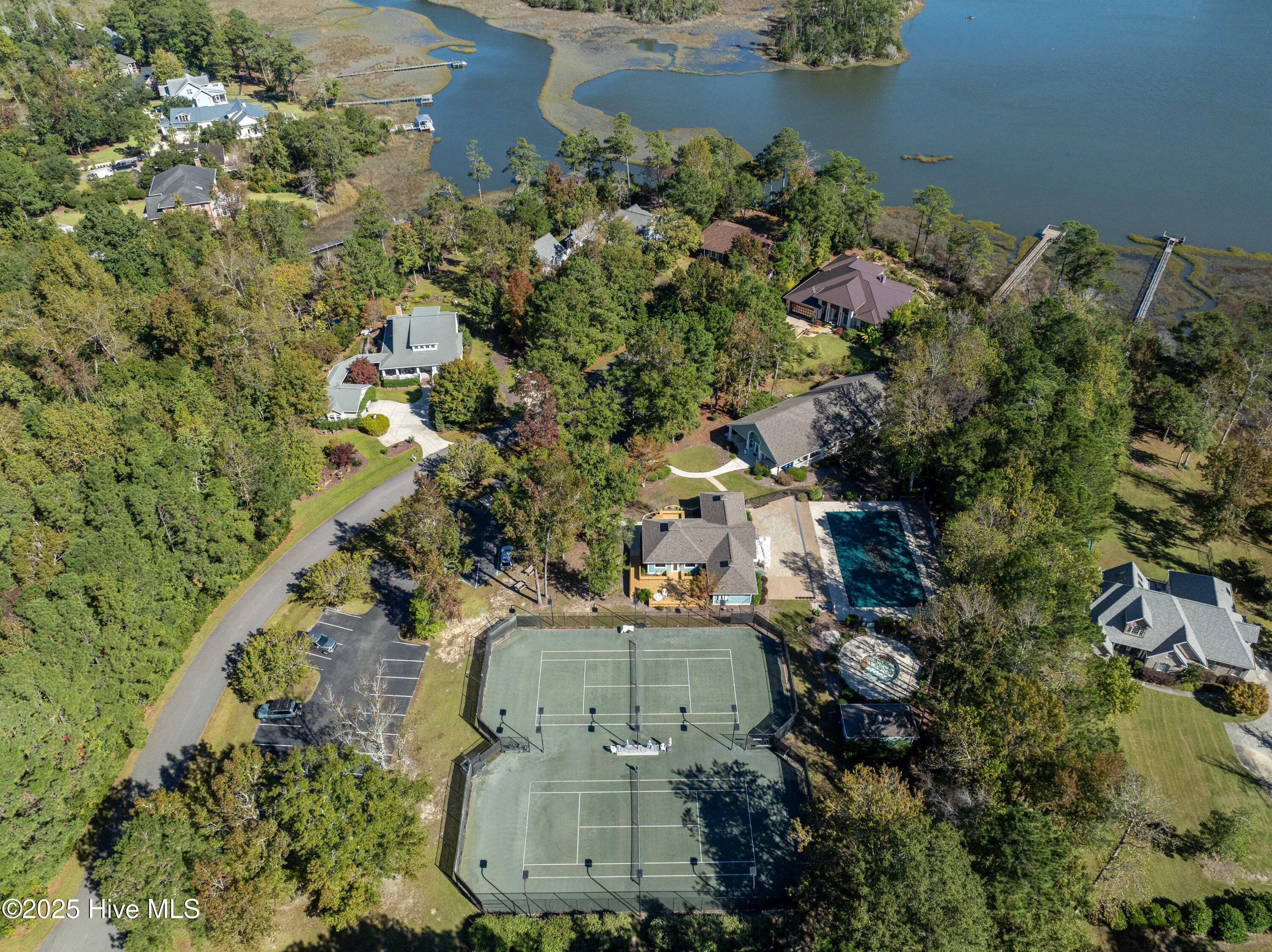 102 Whimbrel Way, Hampstead