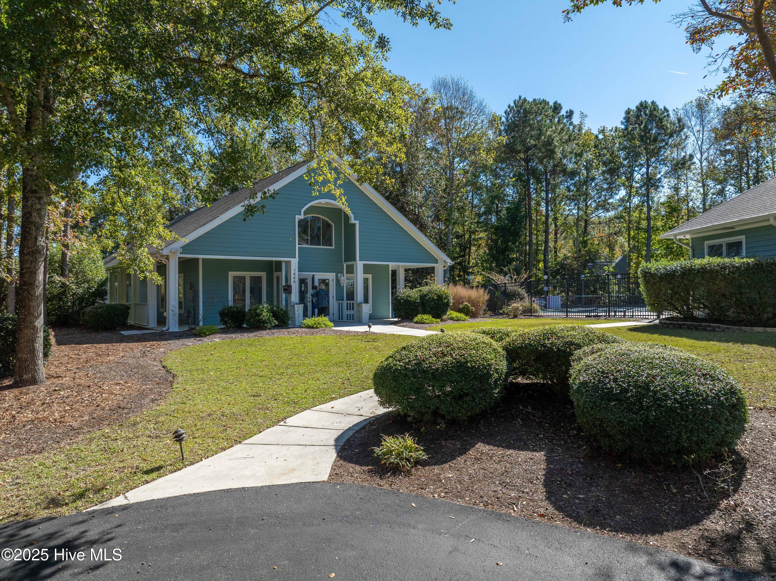 102 Whimbrel Way, Hampstead