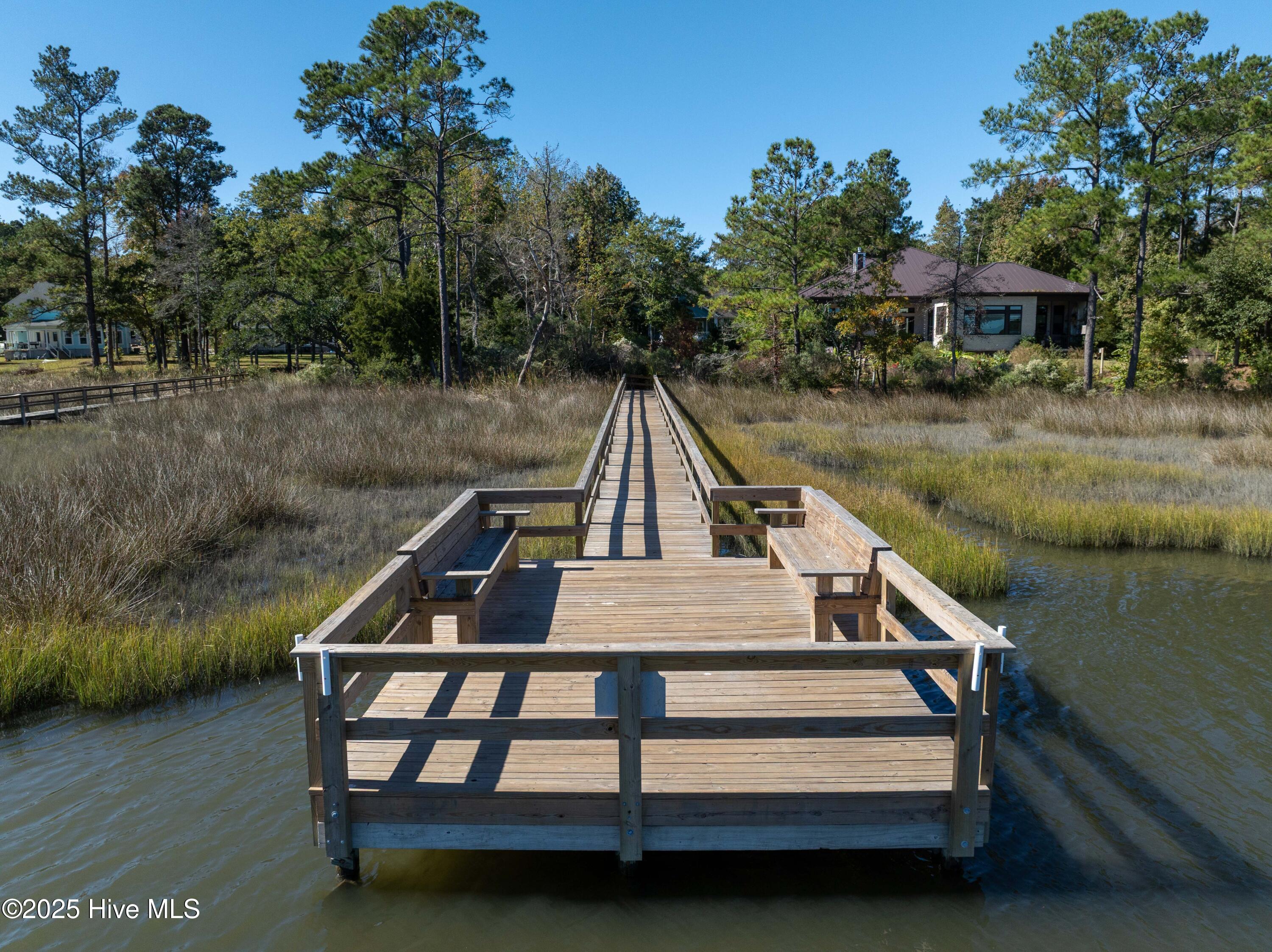 102 Whimbrel Way, Hampstead