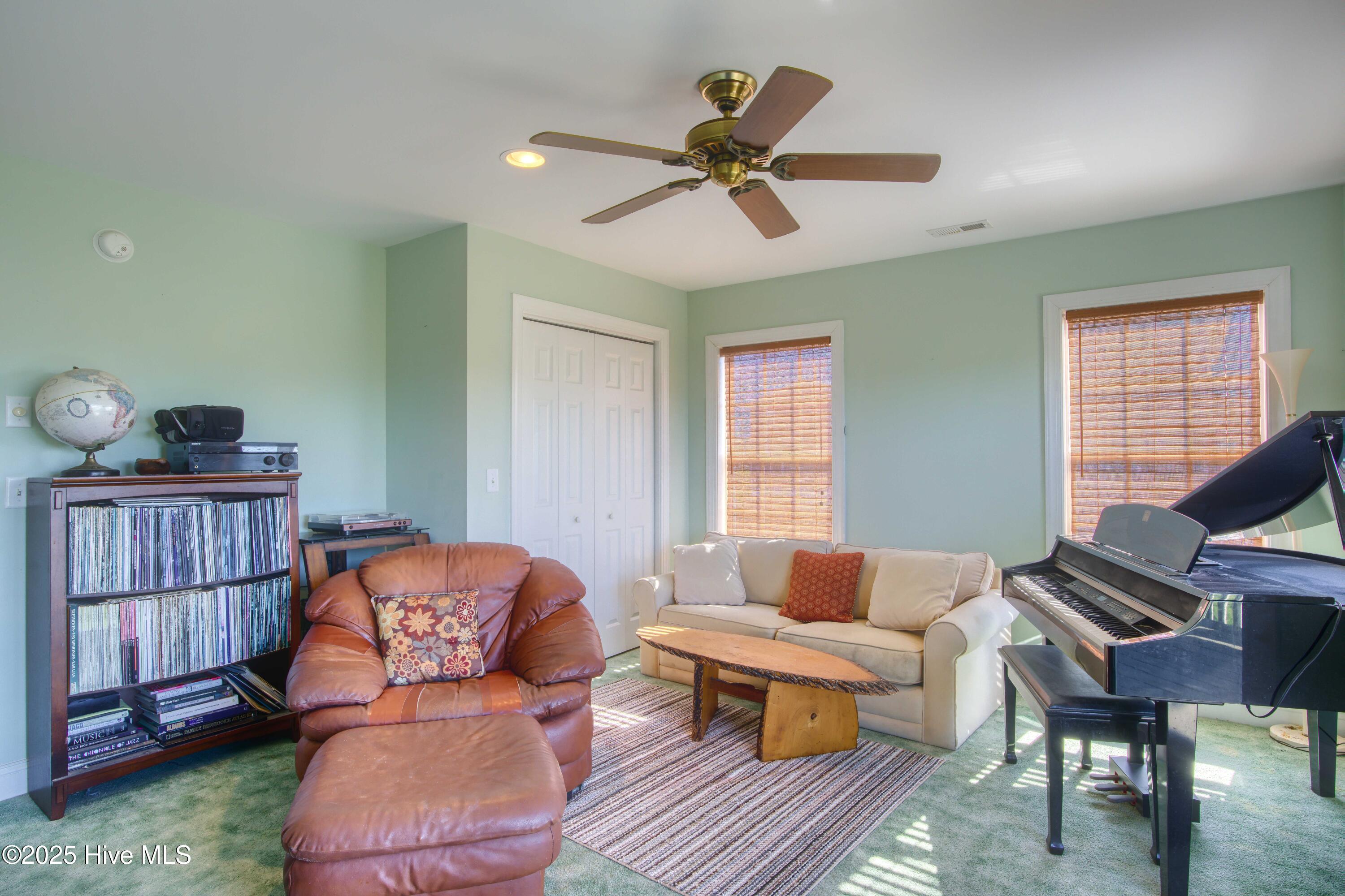 113 Summer Place Drive