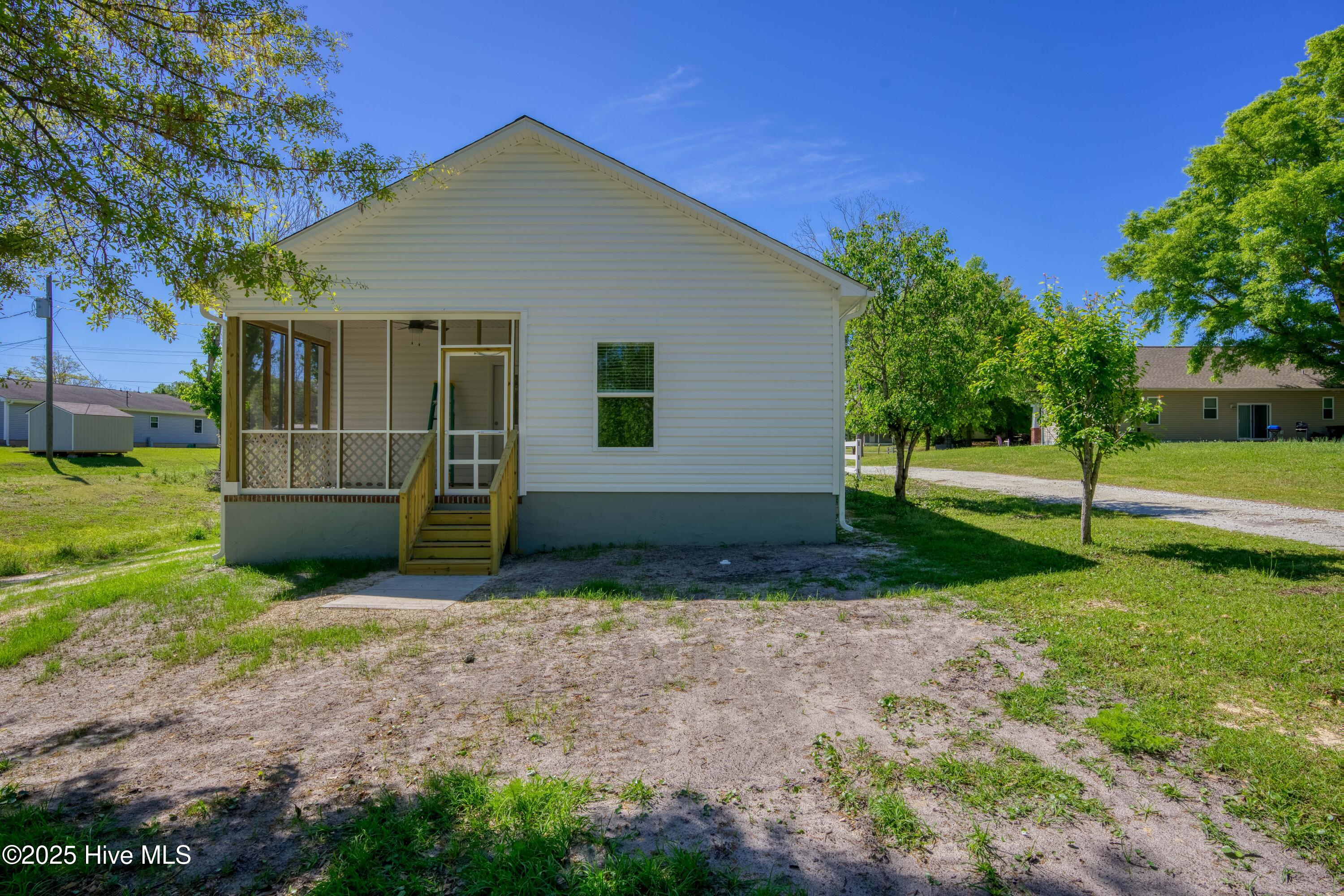 515 Peru Road