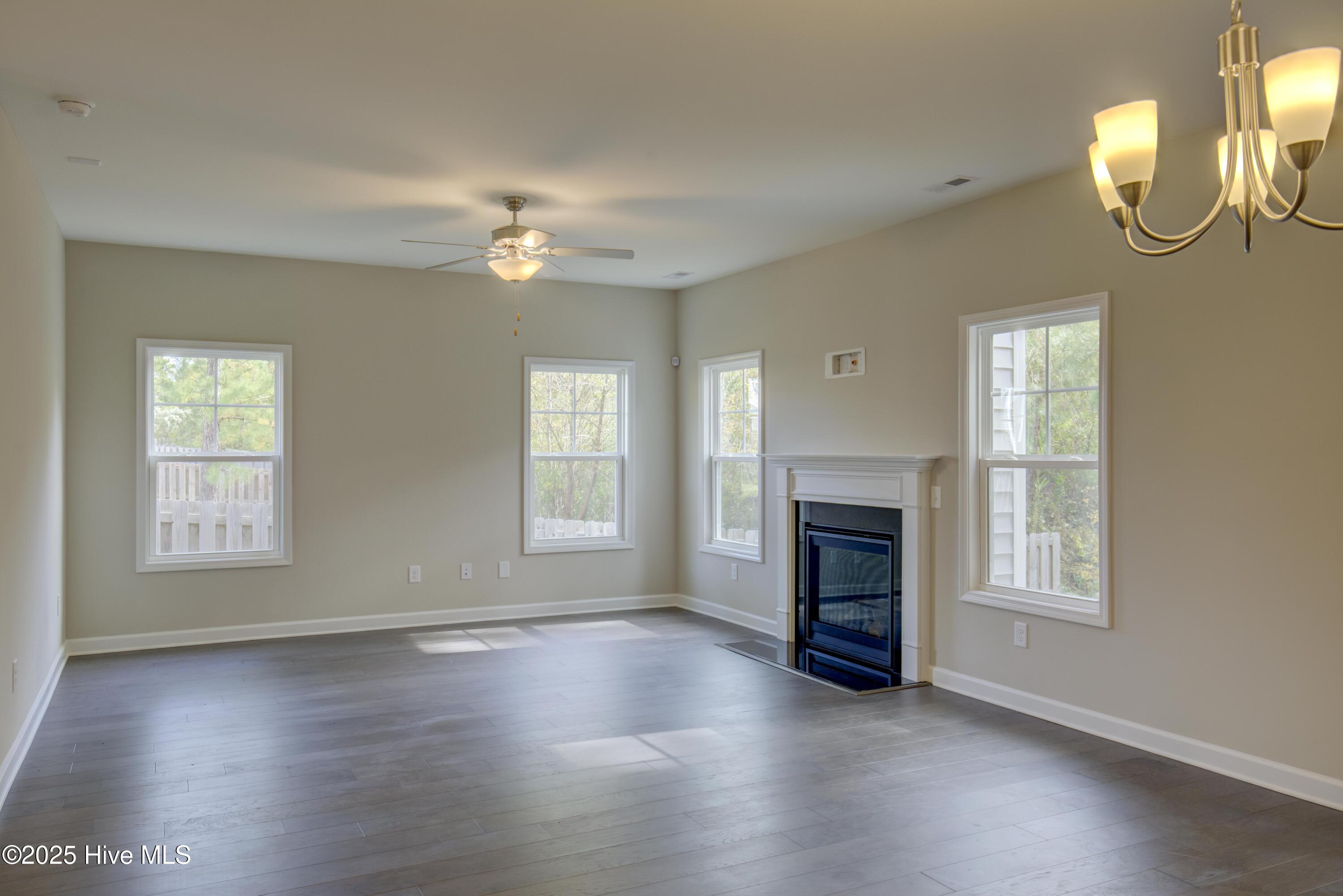 217 Admiral Court