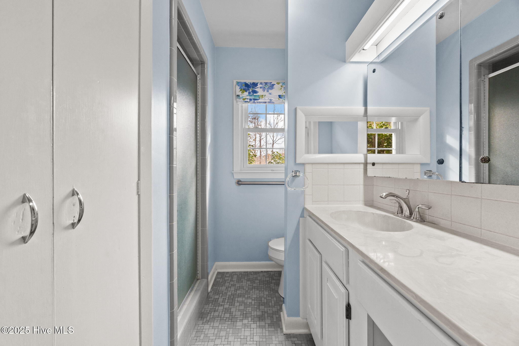 400 Country Club Drive