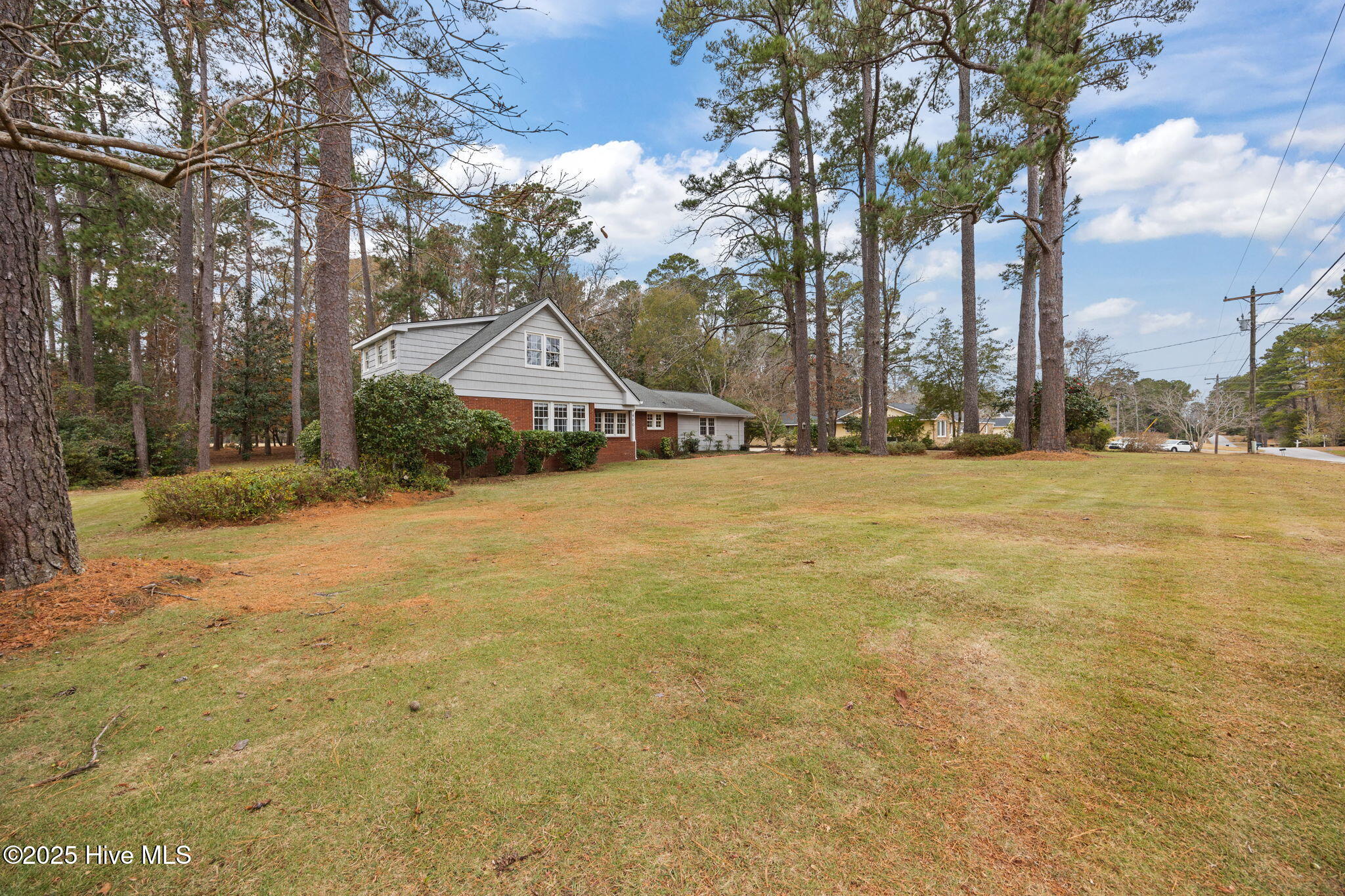 400 Country Club Drive