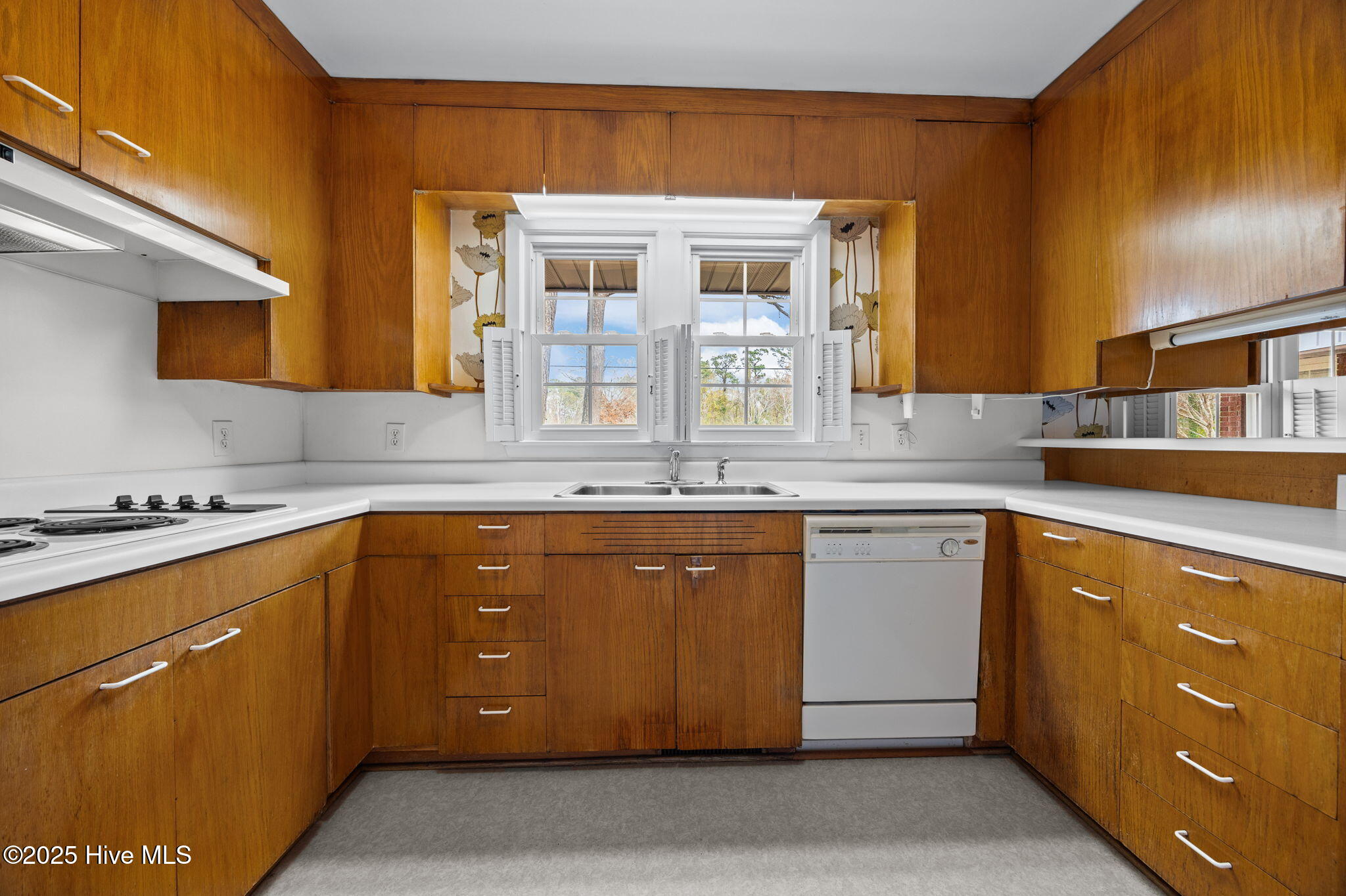 400 Country Club Drive