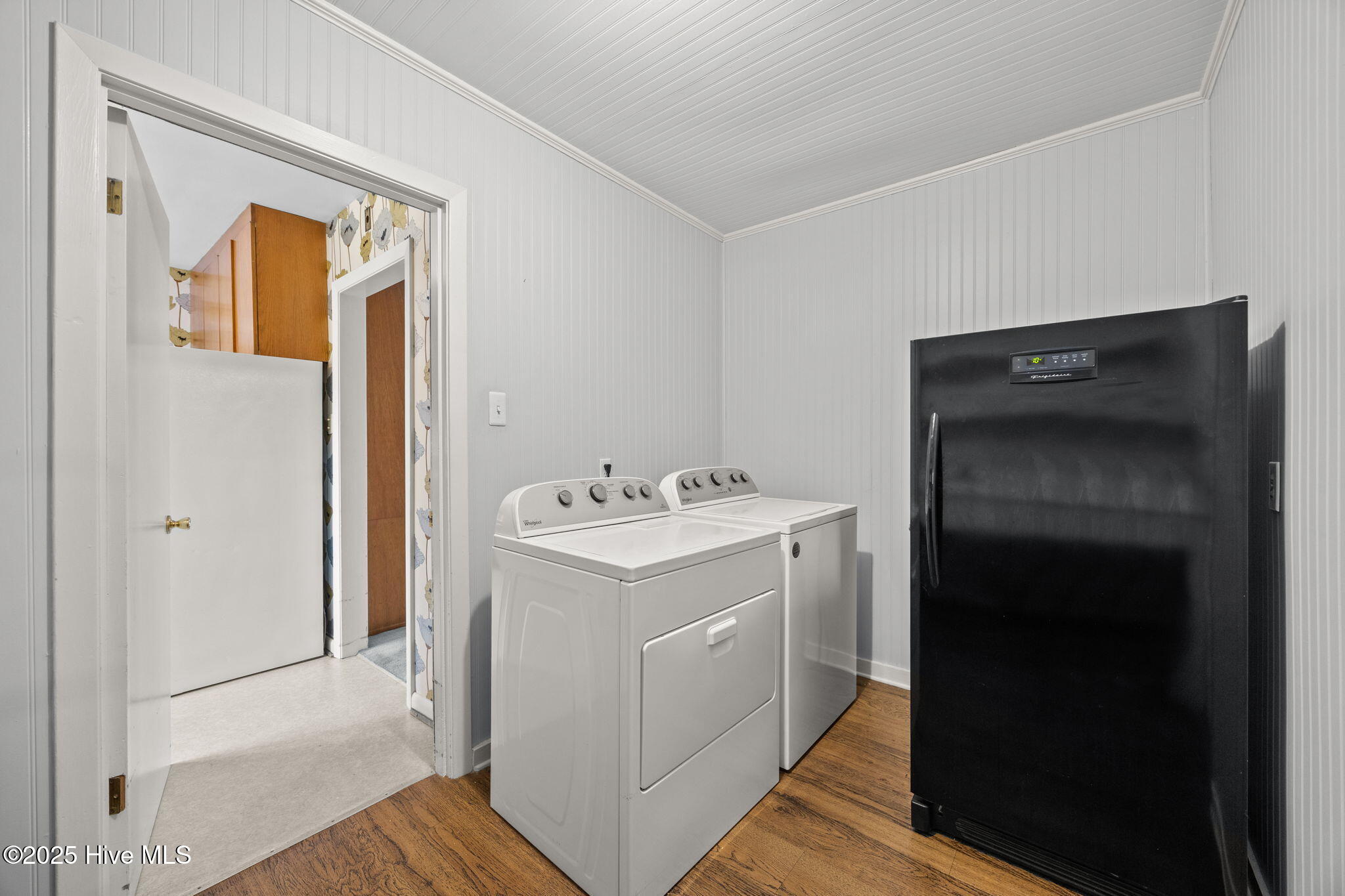 400 Country Club Drive