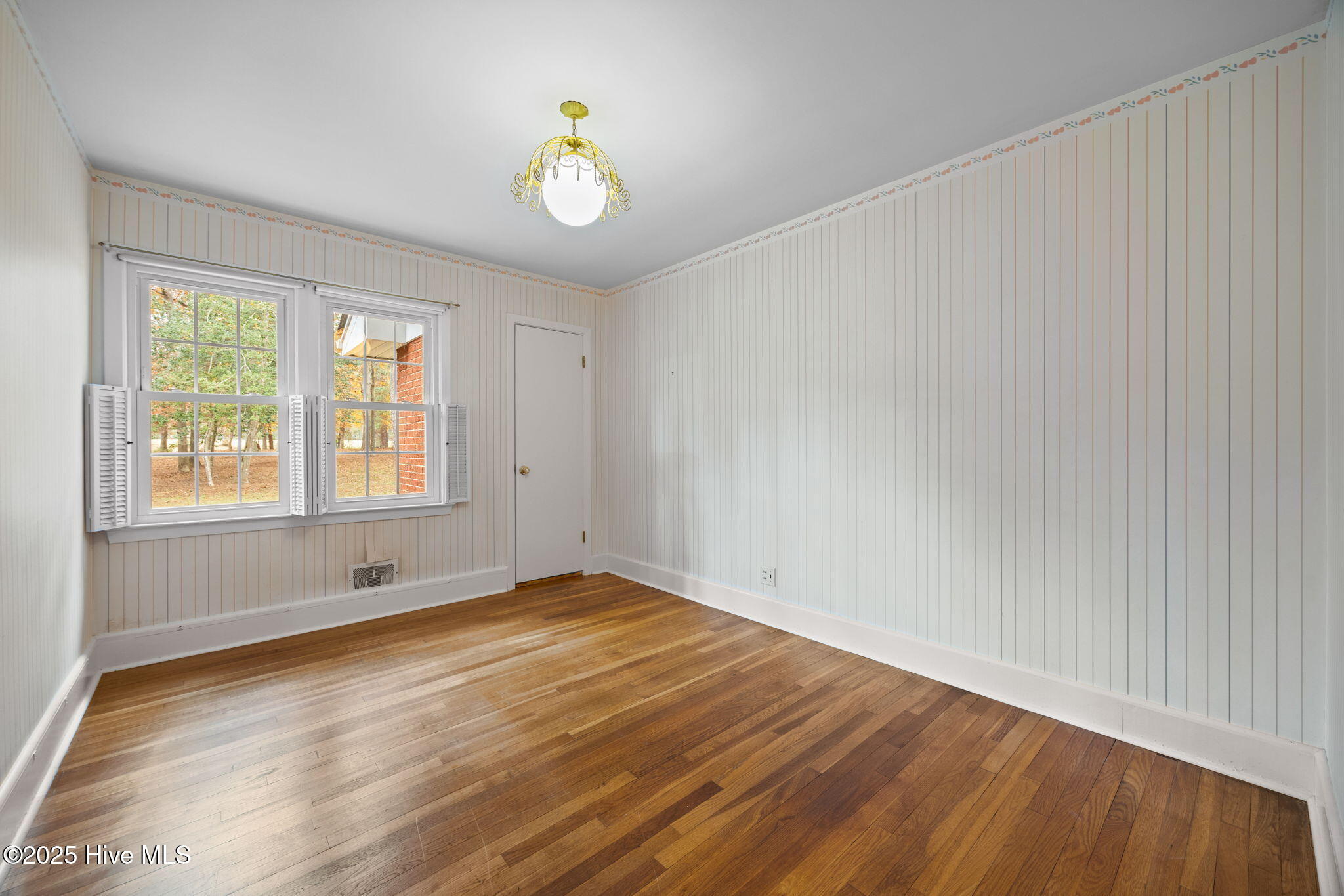 400 Country Club Drive