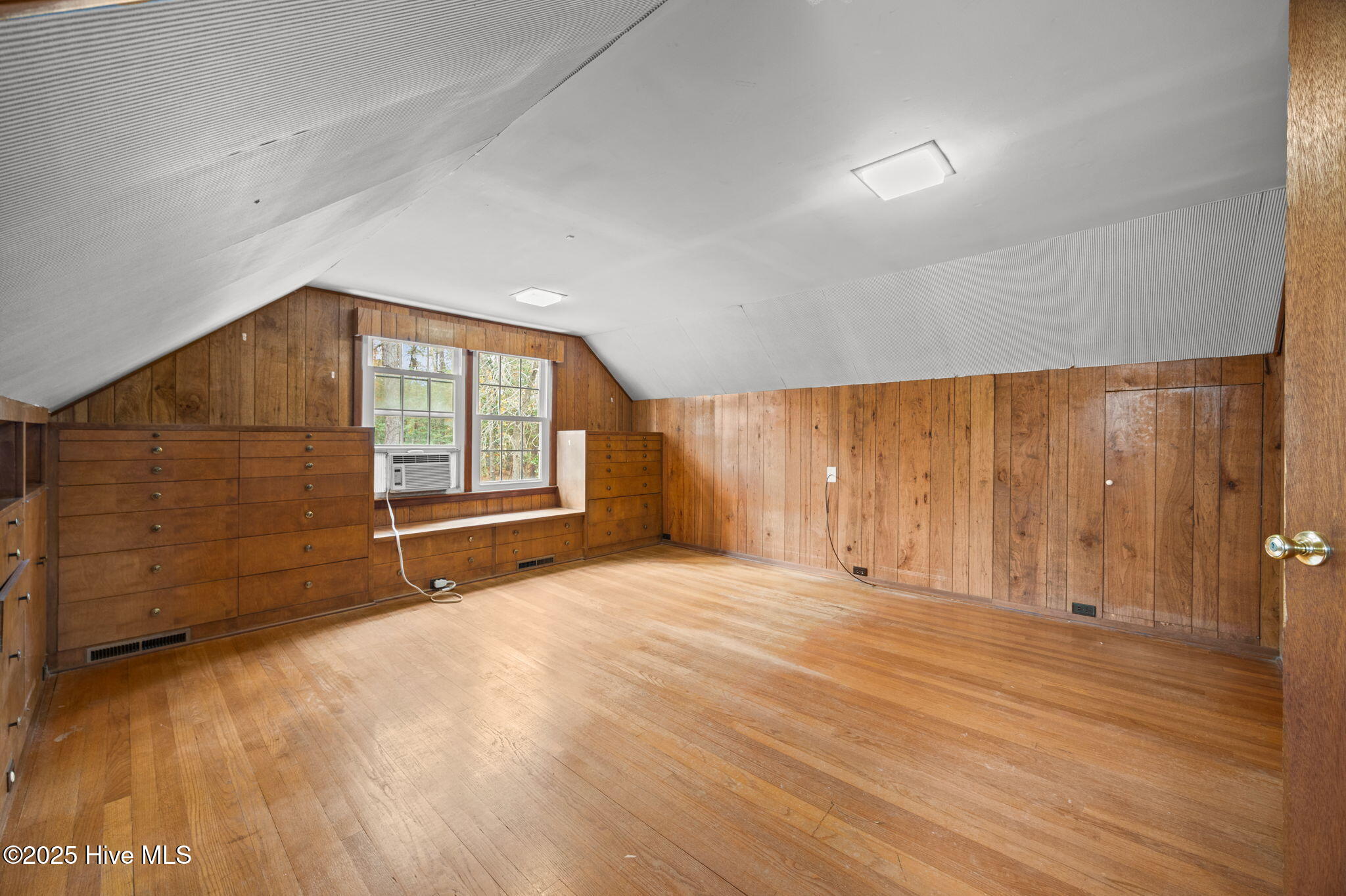 400 Country Club Drive