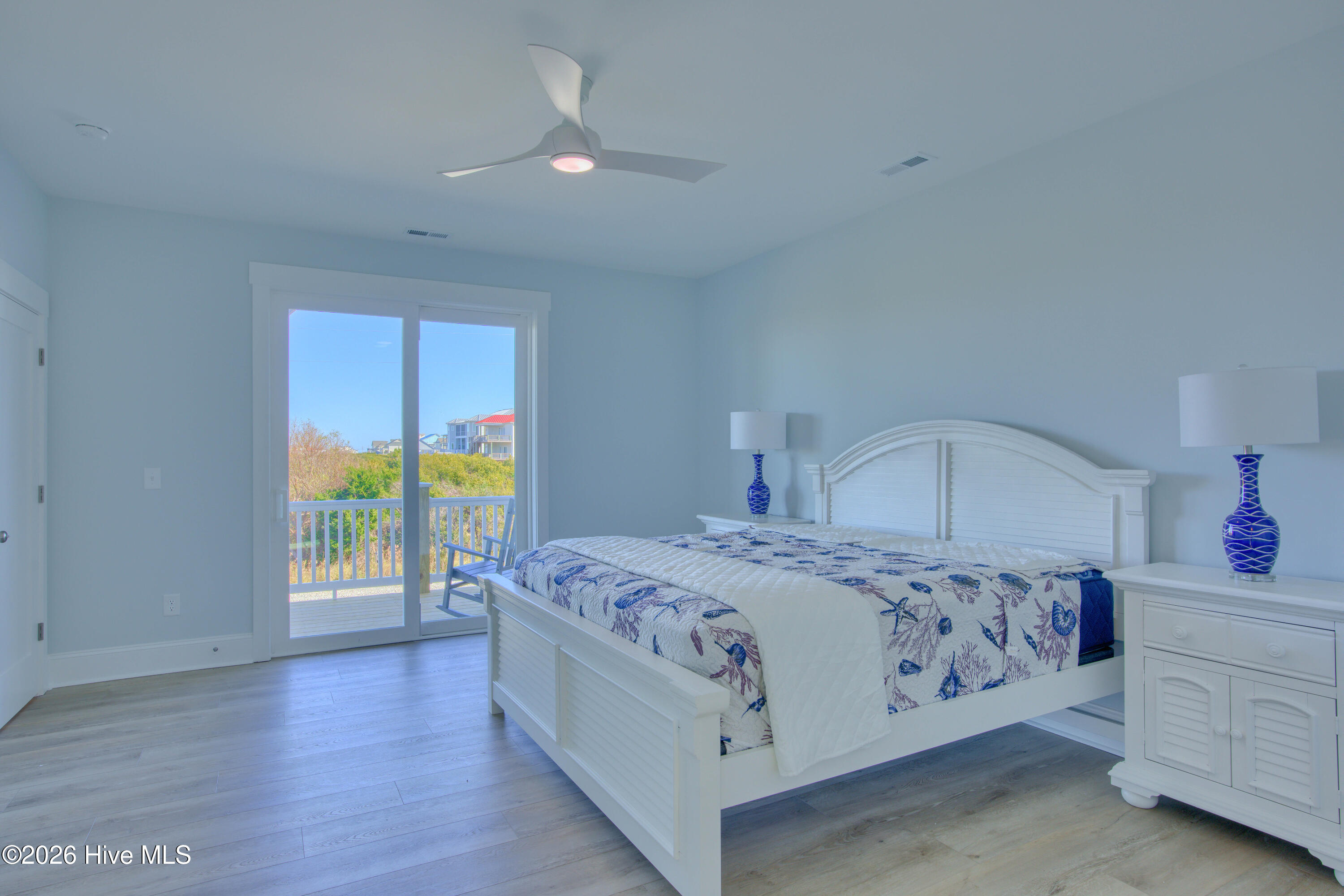 117 Lacosta Place