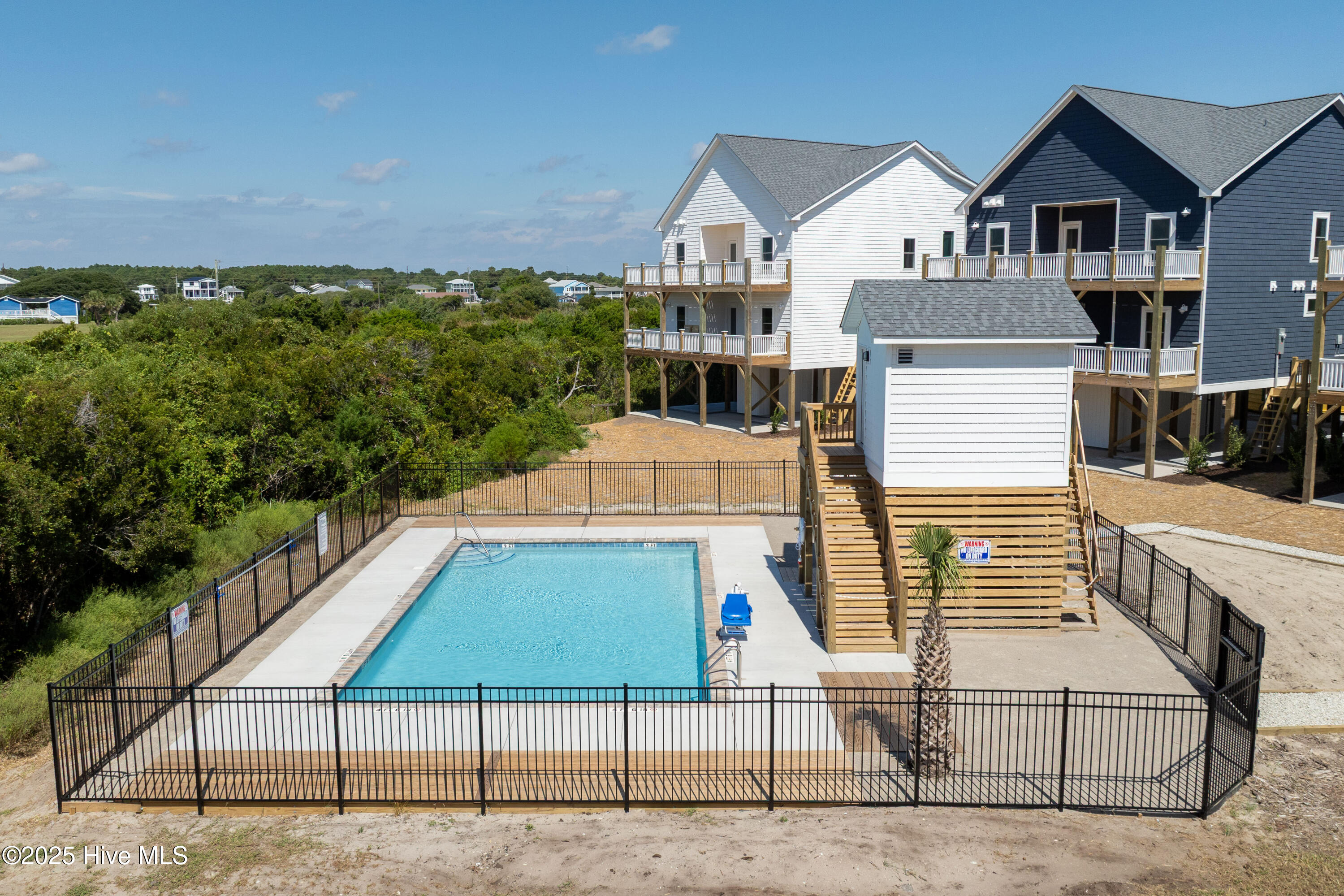 117 Lacosta Place