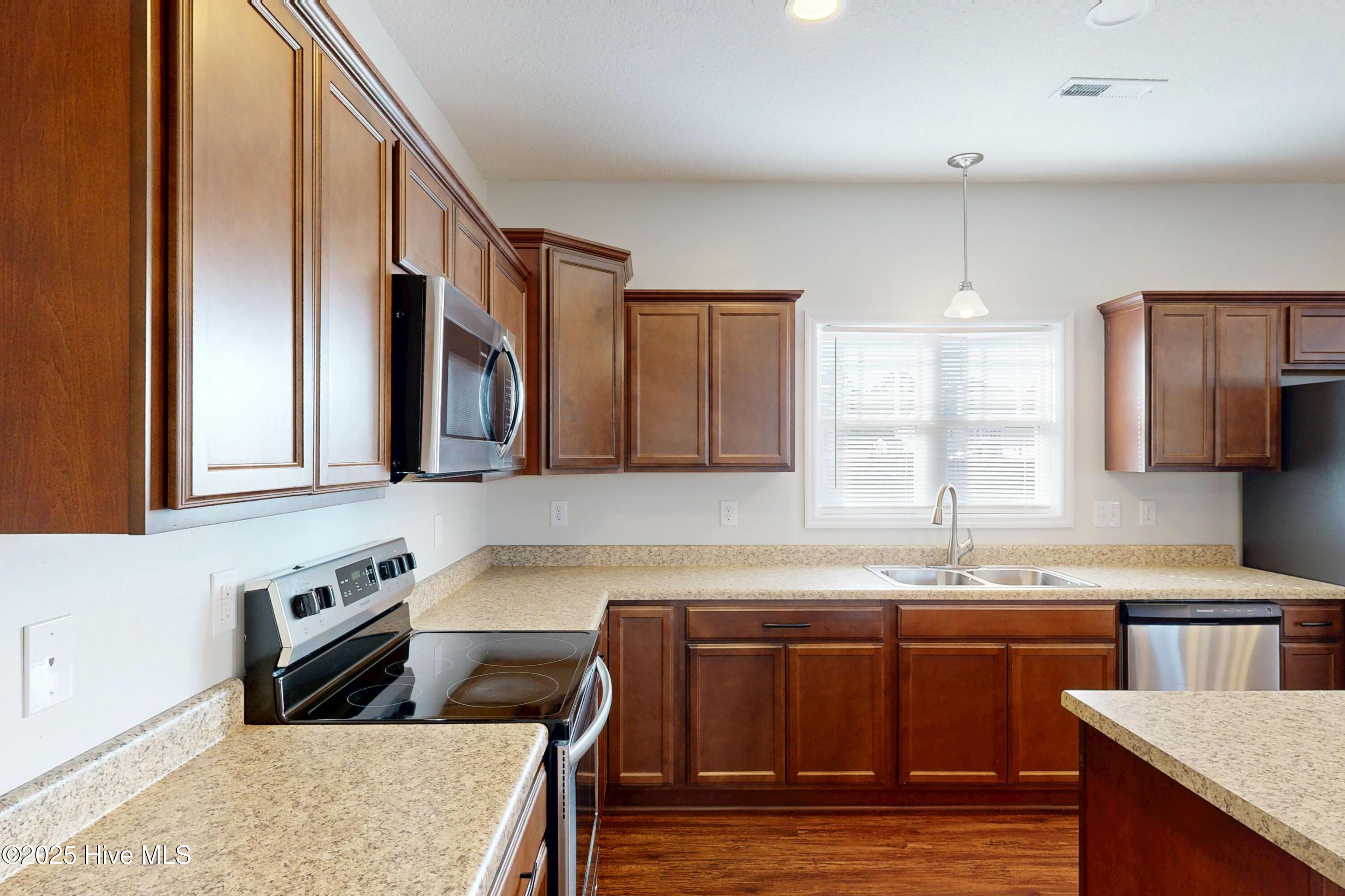 406 Cattle Ranch Lane