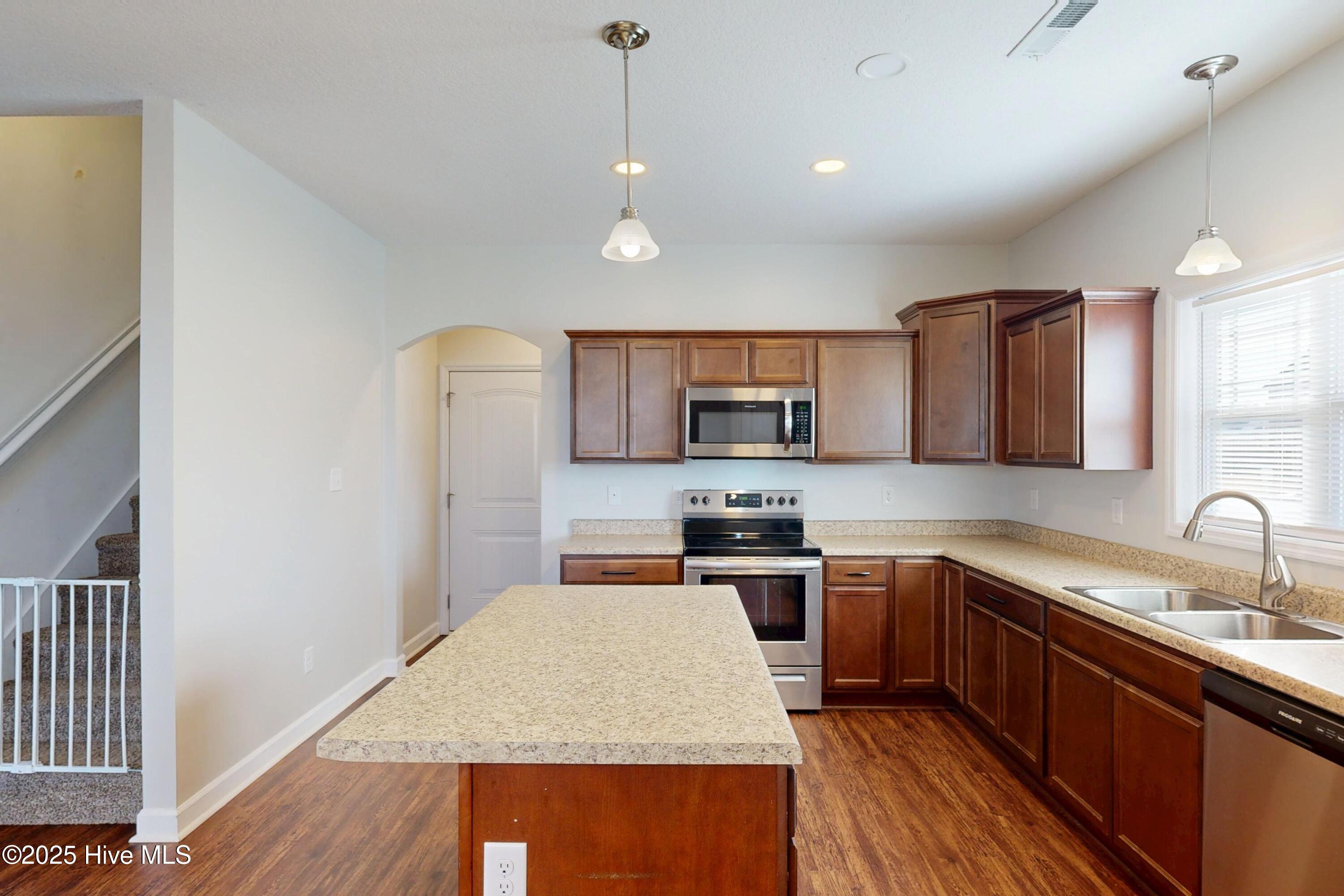 406 Cattle Ranch Lane