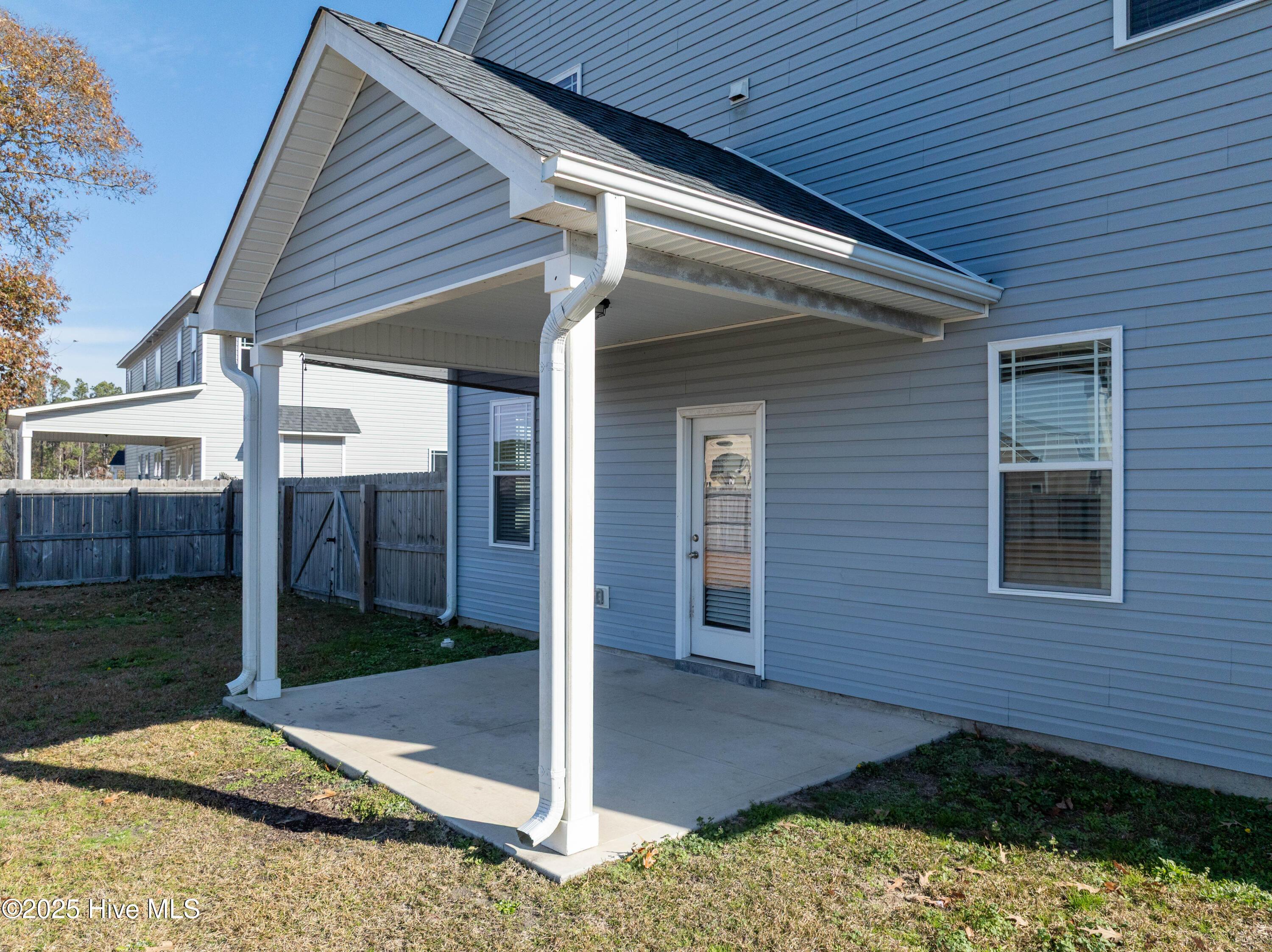 406 Cattle Ranch Lane