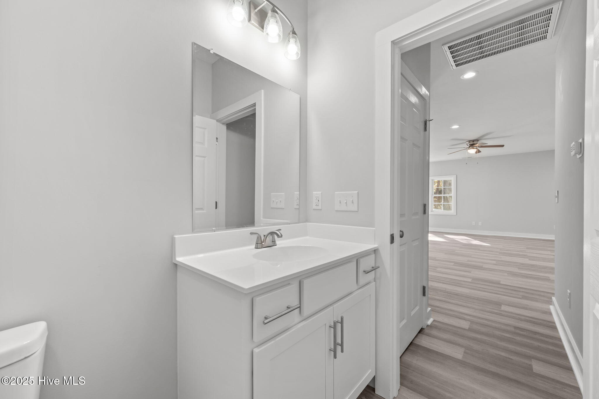 802 Little Cardinal Court