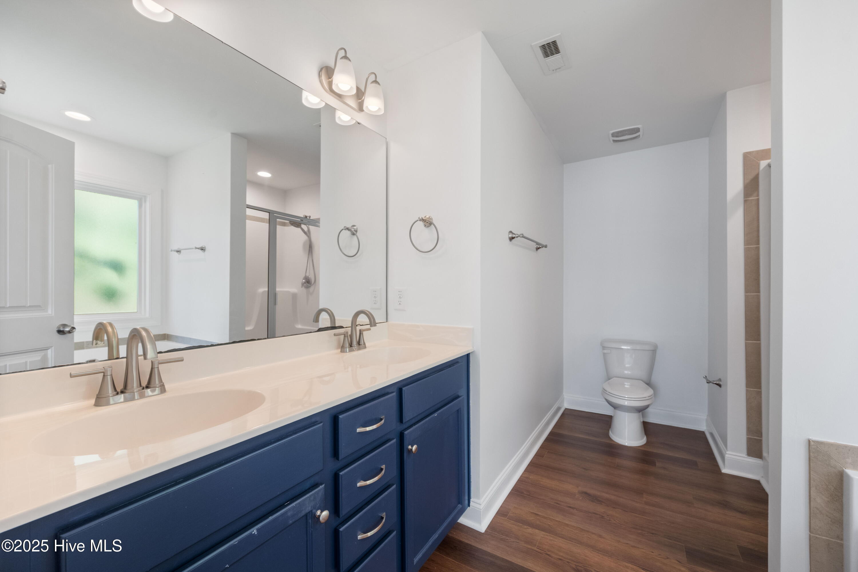 417 Belhaven Court