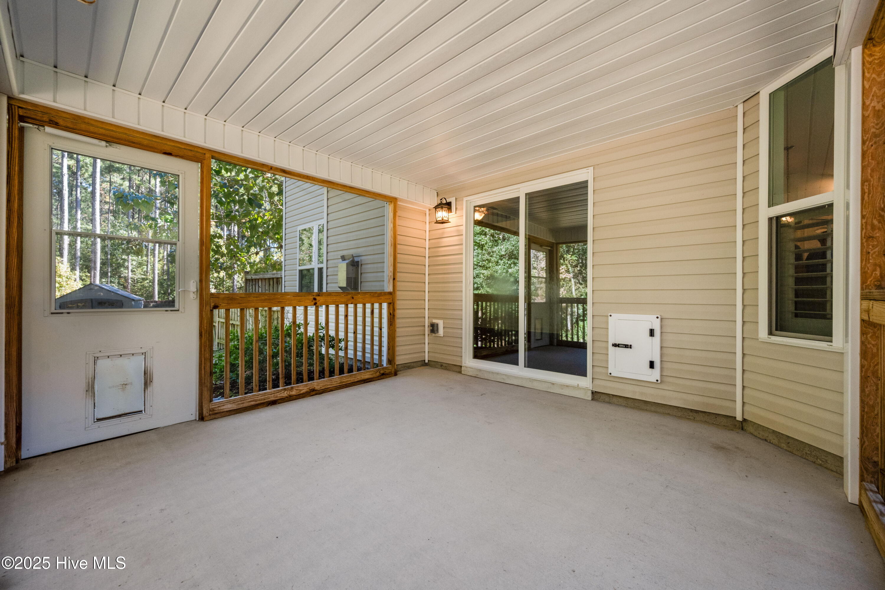 417 Belhaven Court