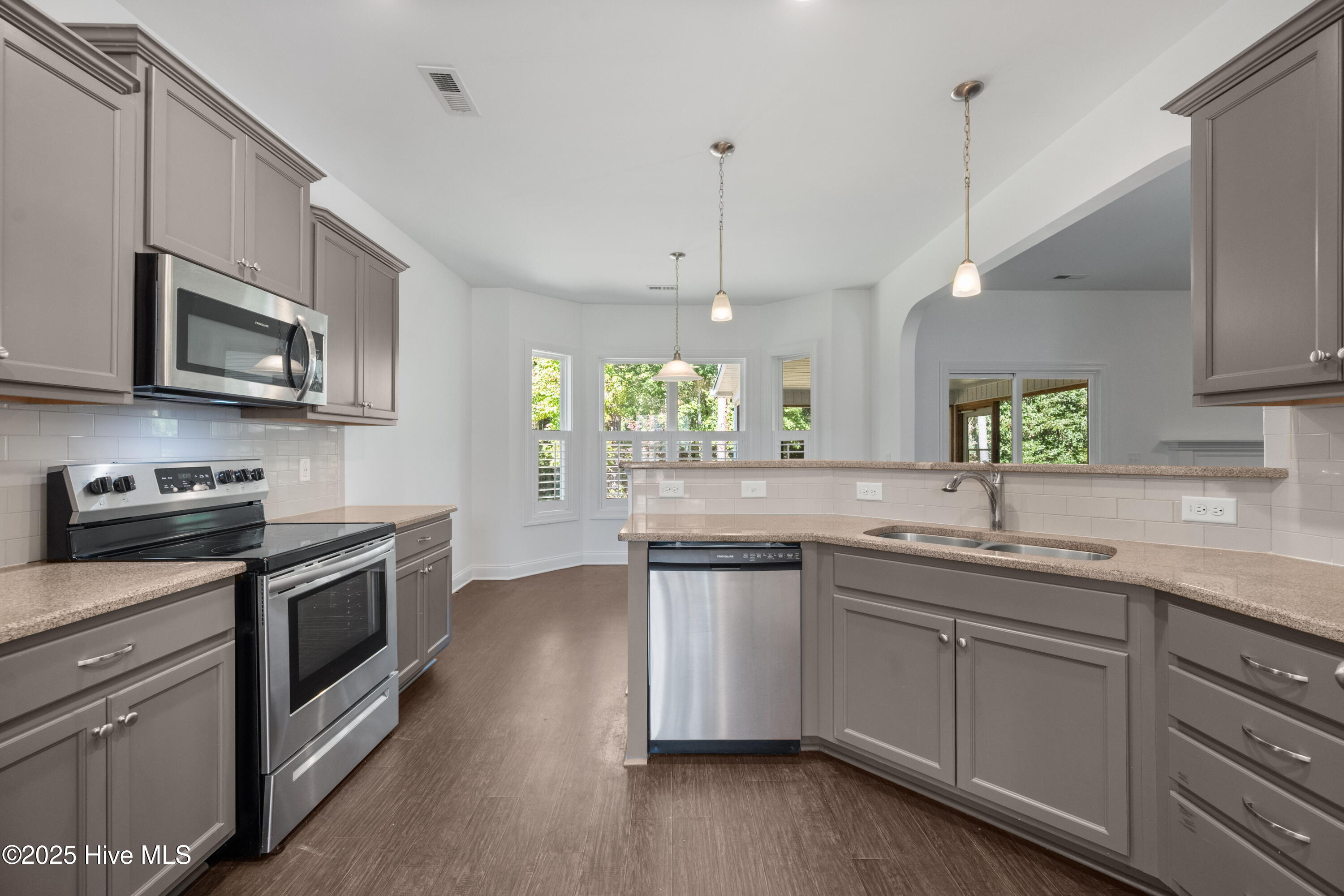 417 Belhaven Court